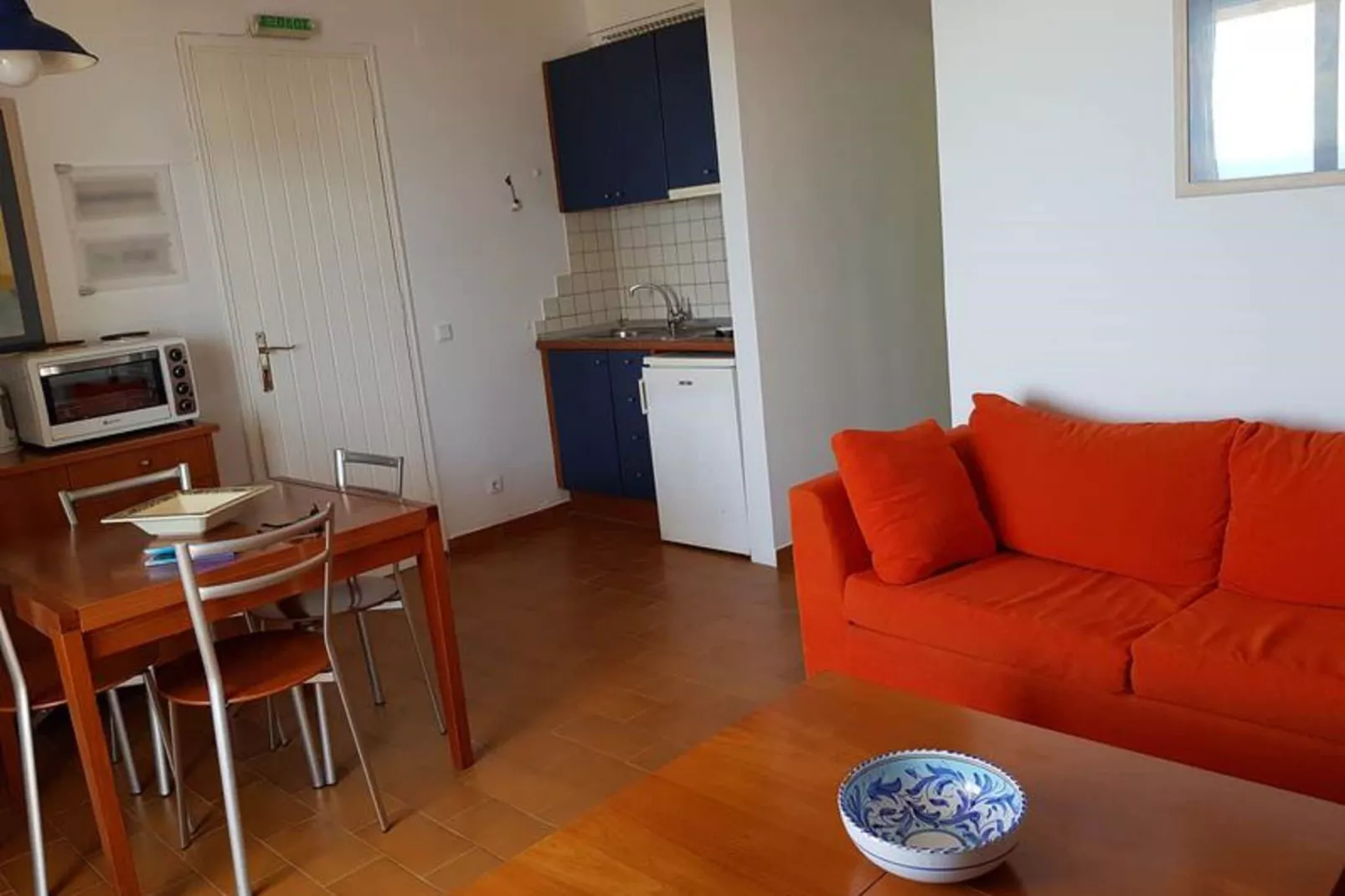 Corfu Glyfada Beachfront Apartment 7-Keuken