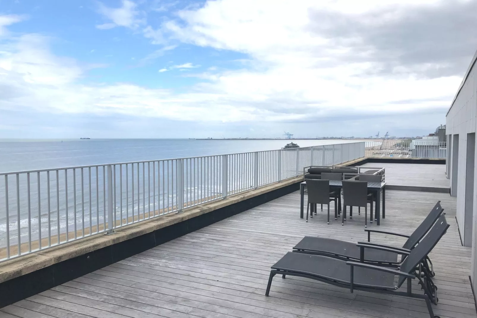 Residence Blankenberge 6-Terrasbalkon