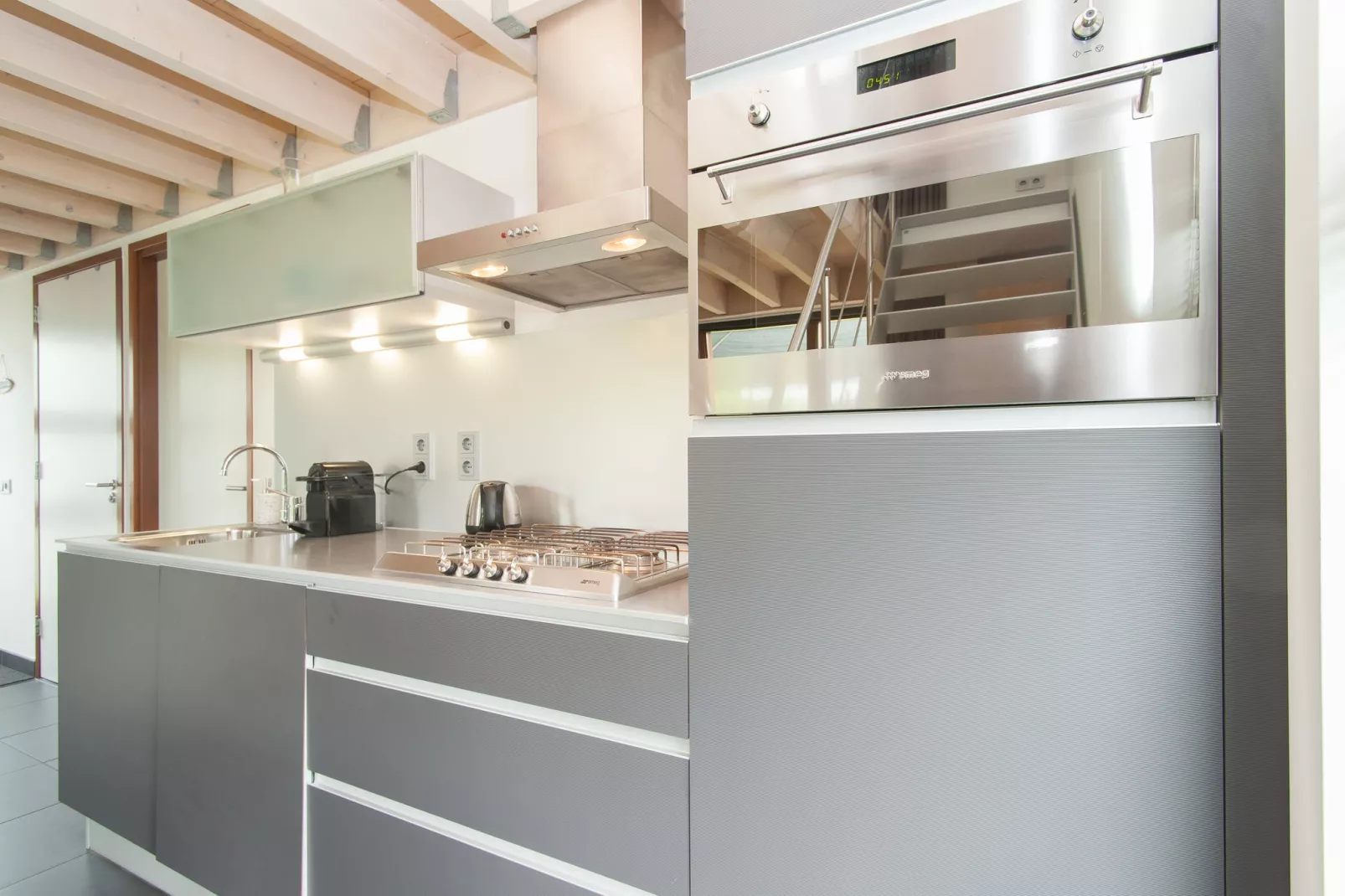 Modern vakantiehuis gelegen tegen de duinen tussen Schoorl en Bergen-Keuken