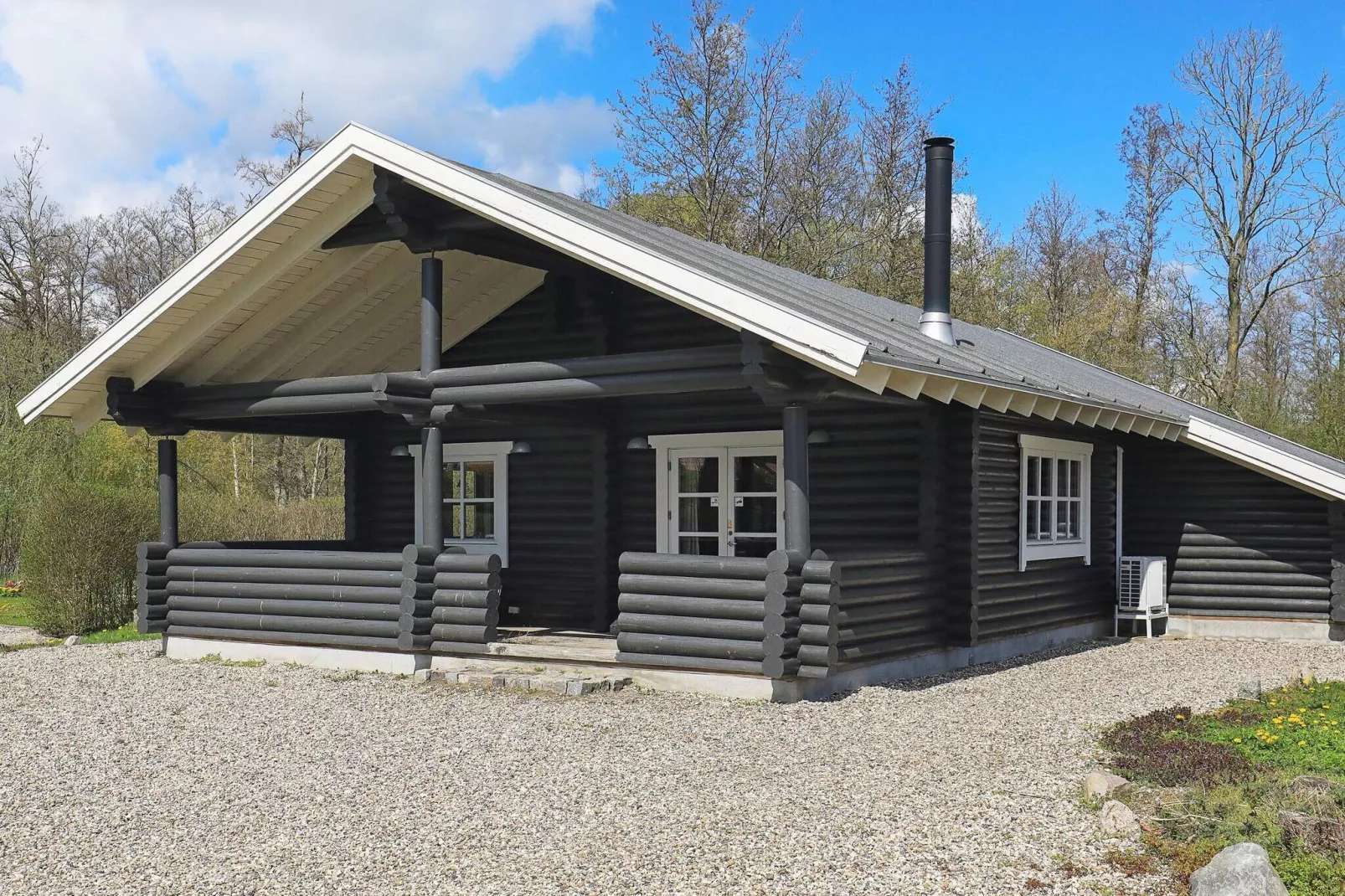 Modern vakantiehuis in Frørup met bubbelbad