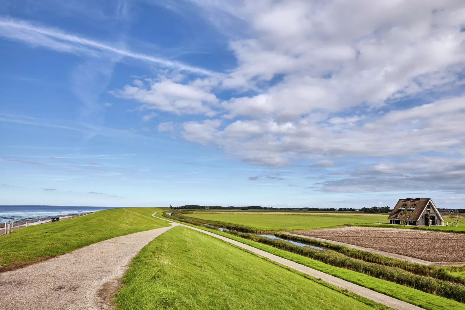 Landhuis Wad Anders-Buitenkant zomer