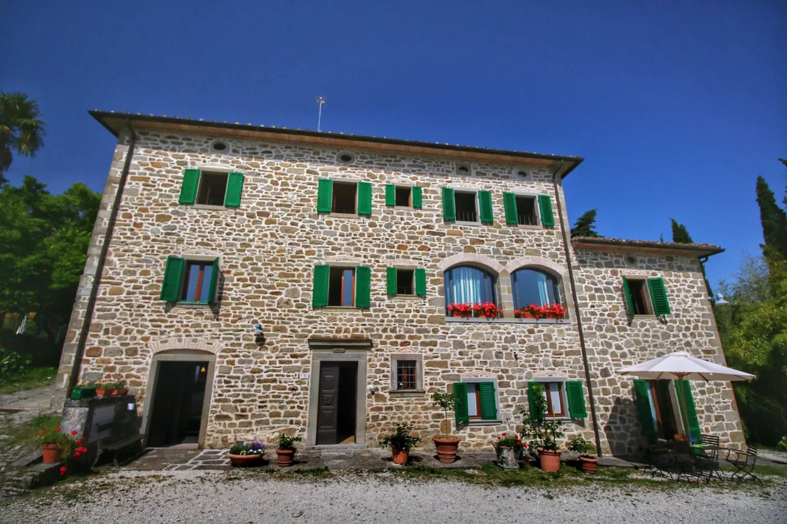 Casa Granaio-Buitenkant zomer