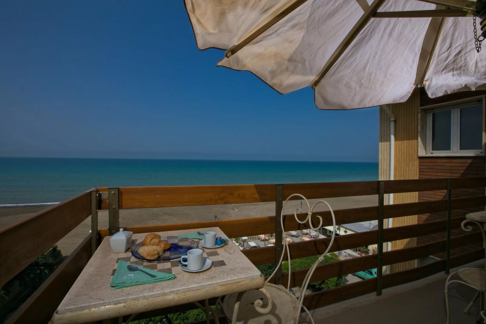 Vistamare Le Finestre-Terrasbalkon