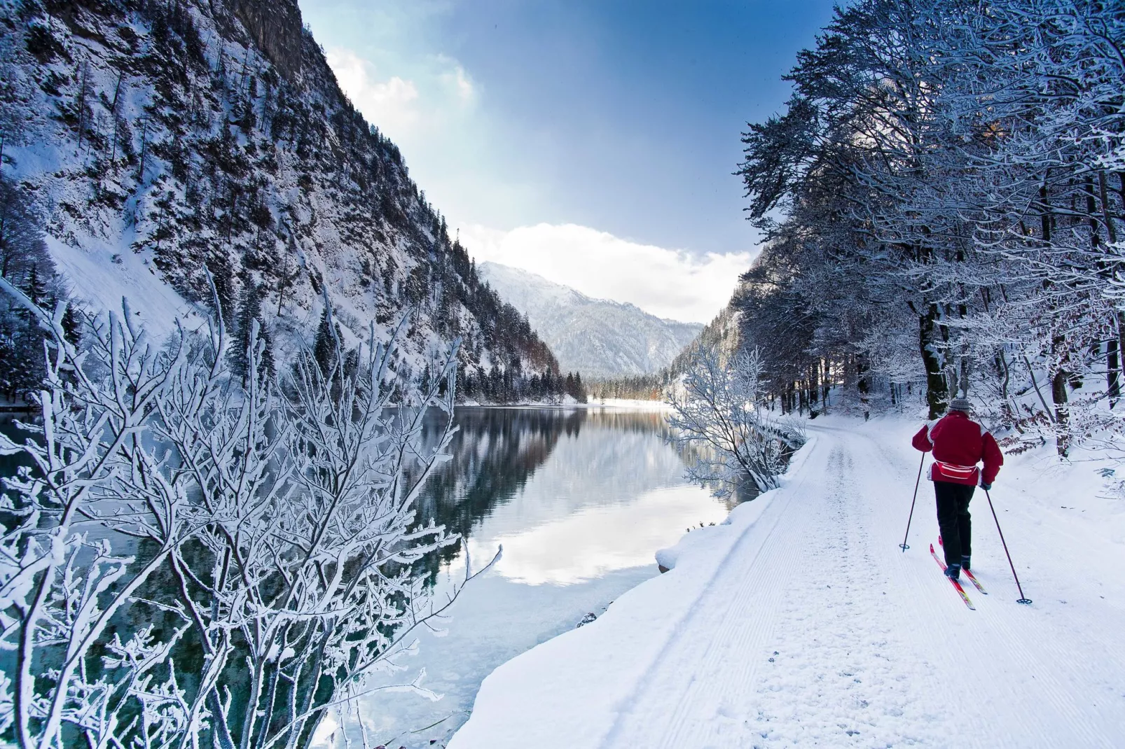 Moderne vakantiewoning in Ruhpolding met zwembad-Gebied winter 5km