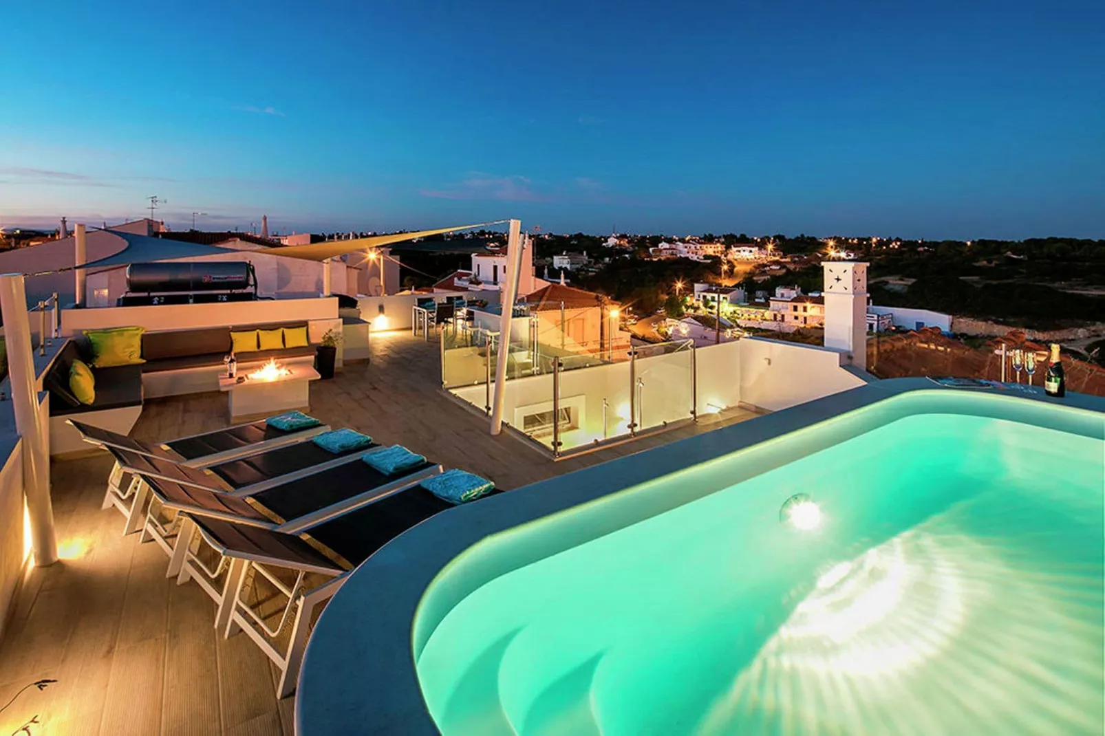 Casa Milhafre-Uitzicht zomer