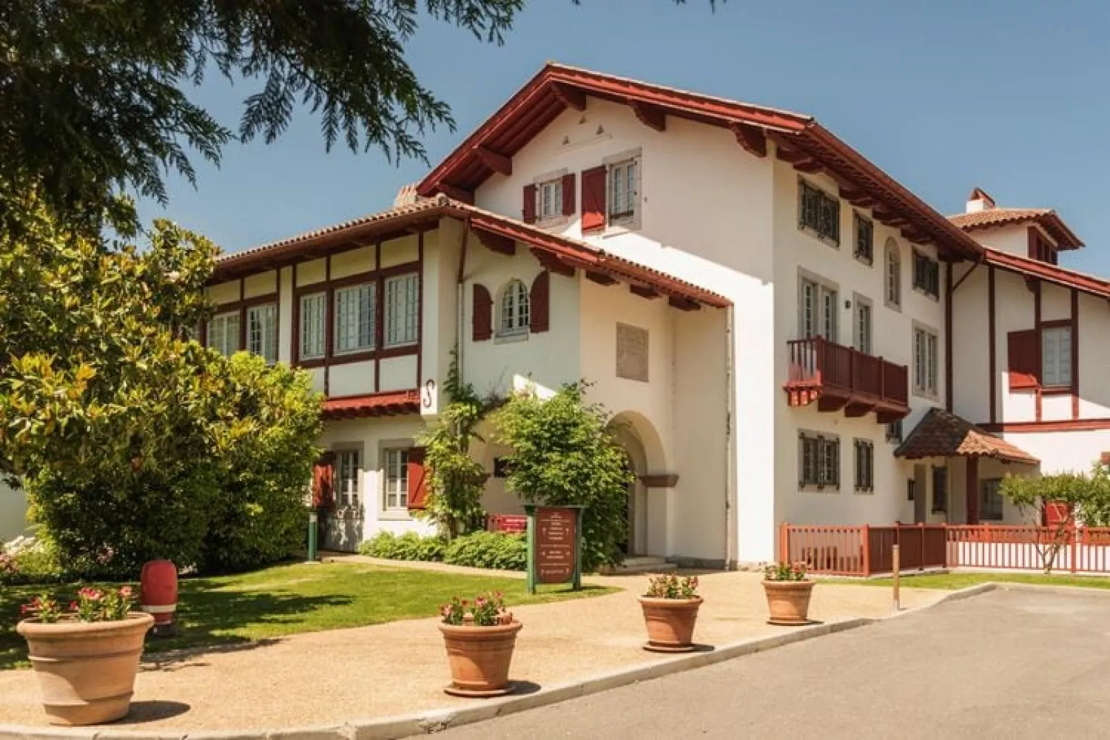 Residence La Villa Maldagora St Jean-de-Luz - 24 Apt 4 p - 1 chambre Standard-24 Apt. 4 p. - 1 chambre Standard-Buitenkant zomer