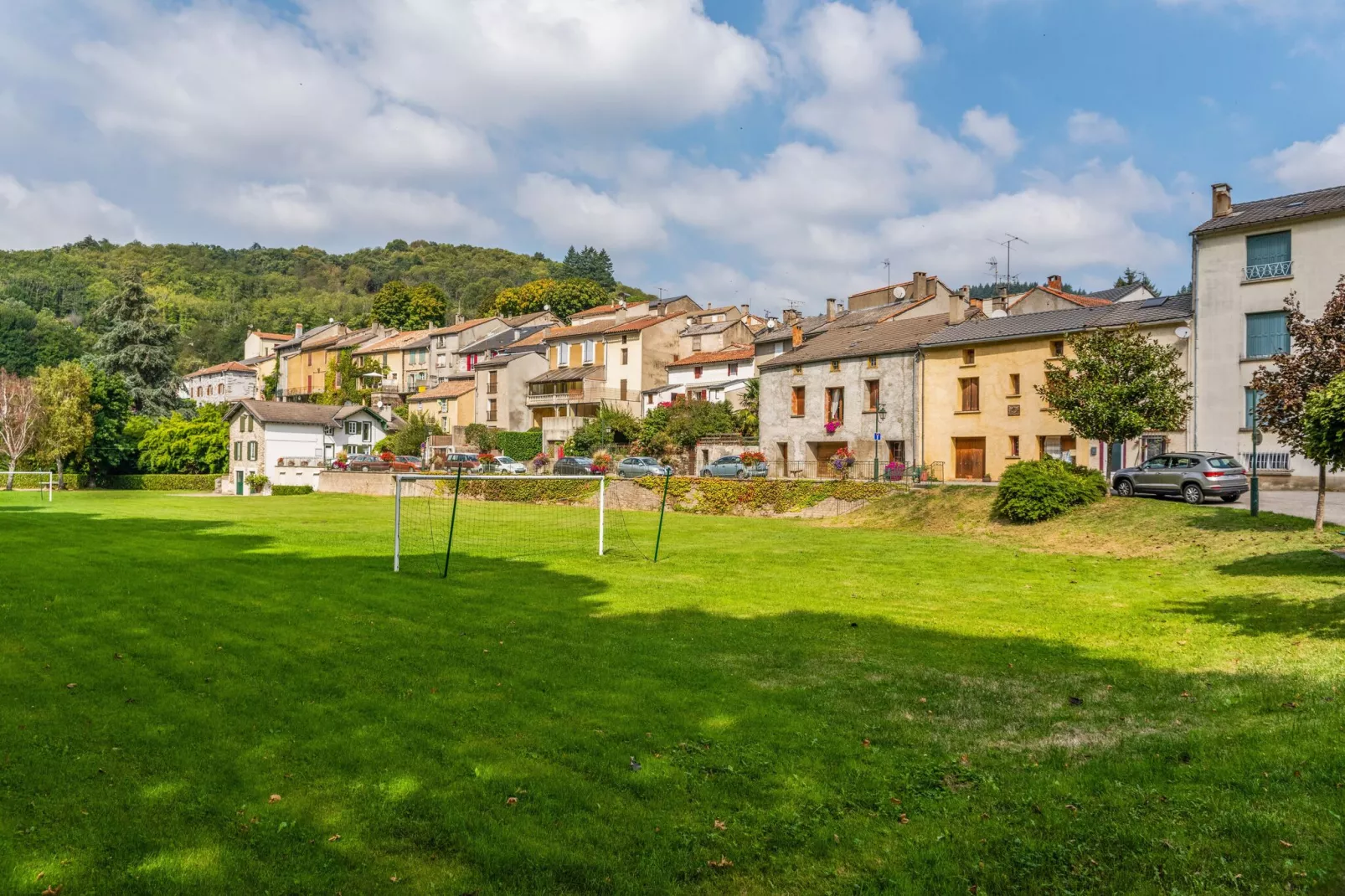 Vakantiehuis met zwembad in Cuxac-Cabardès-Gebieden zomer 1km