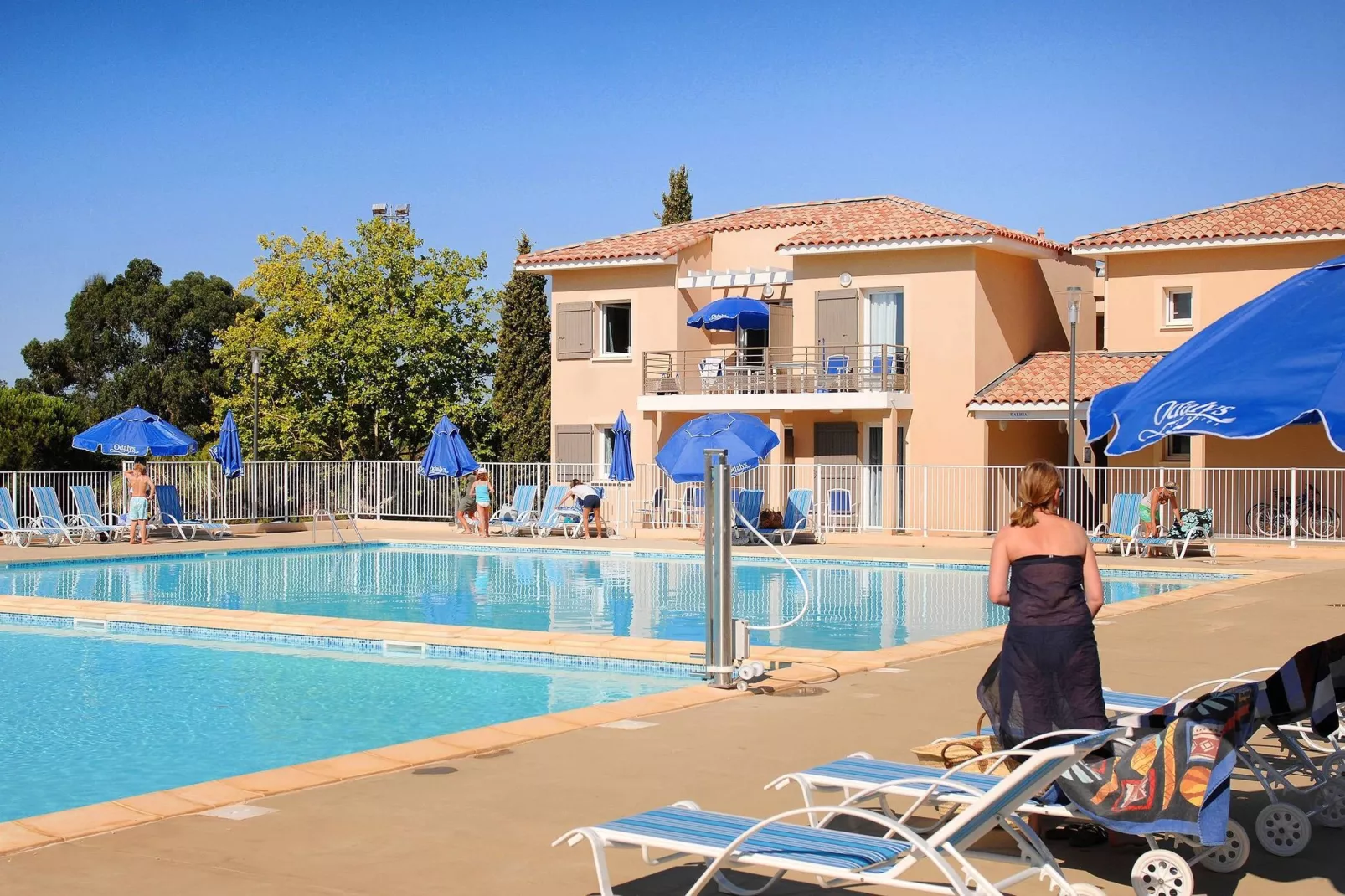 Residence Les Océanides 3-Zwembad