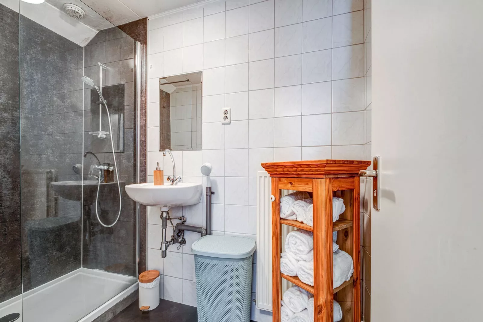 Valleyview Cottages - NR03-Badkamer