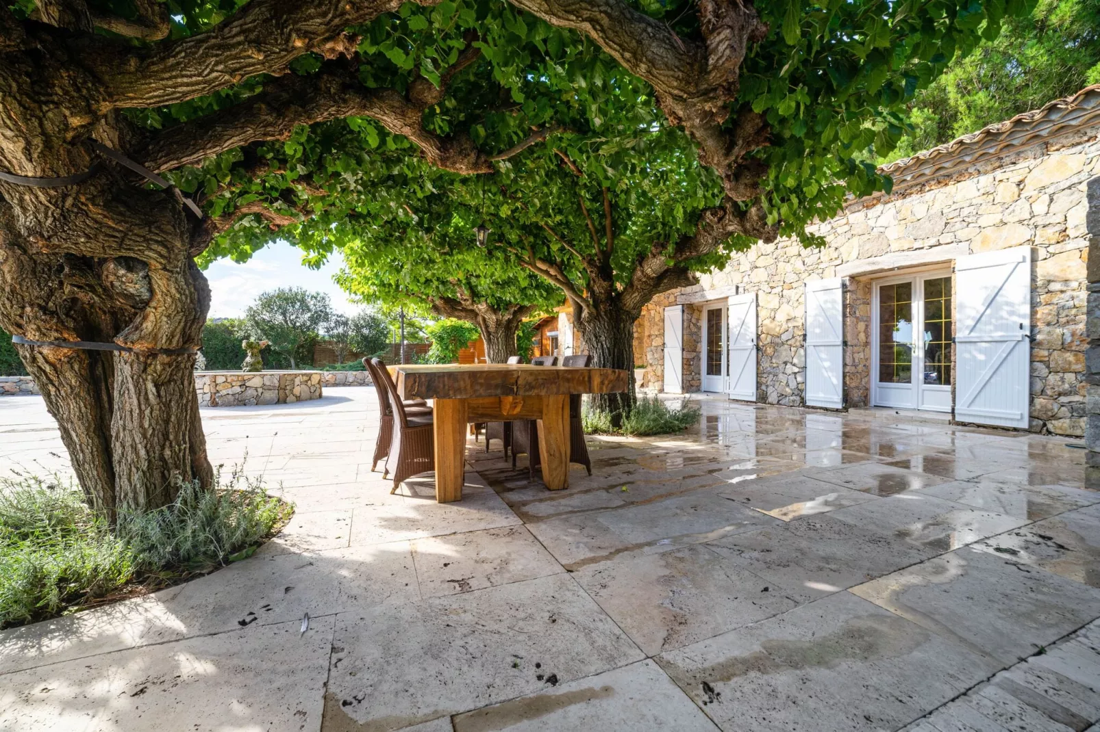 Villa Les Arcs sur Argens-Terrasbalkon