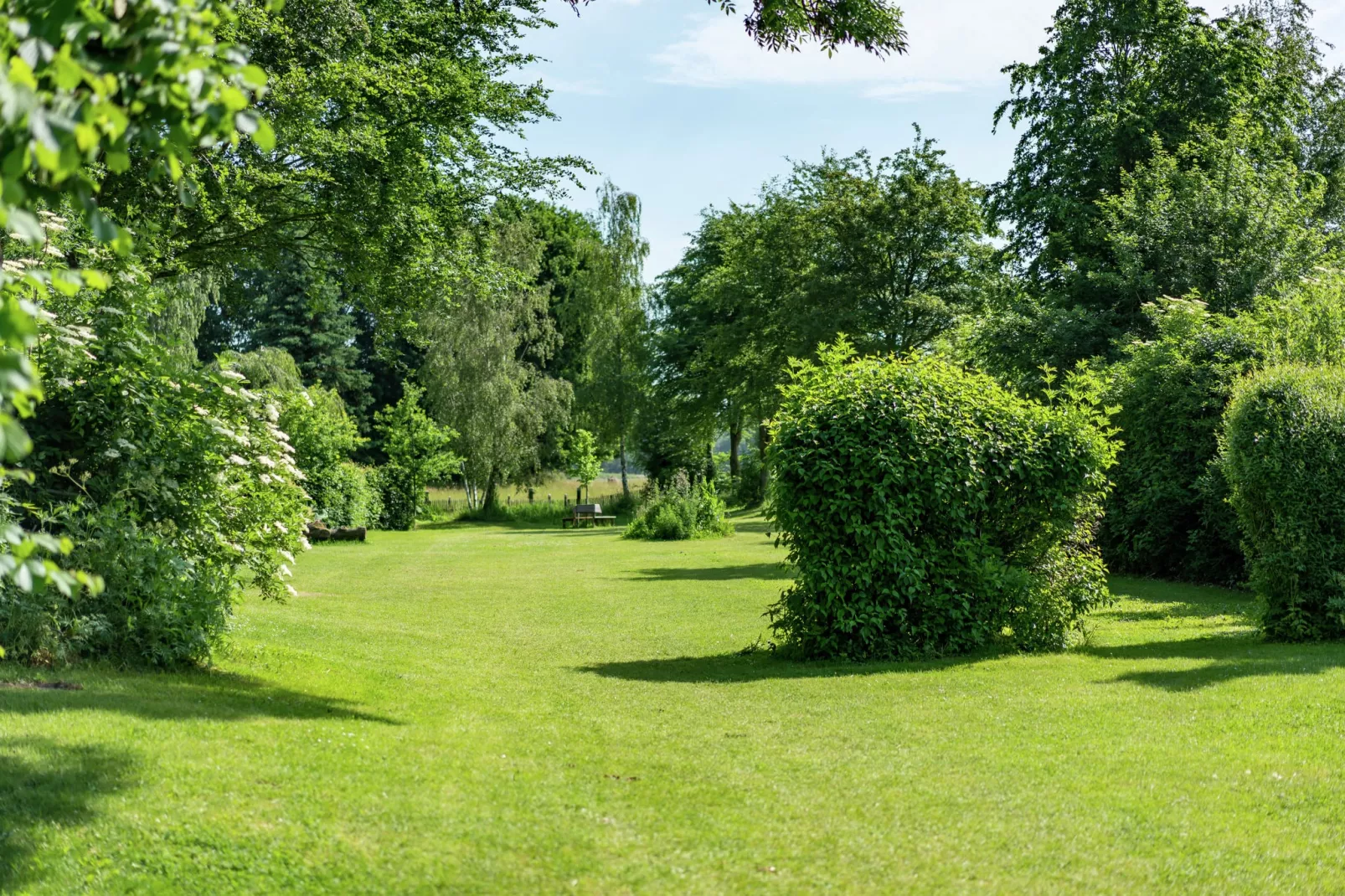 Vakantiepark Eigen Wijze 1-Tuinen zomer