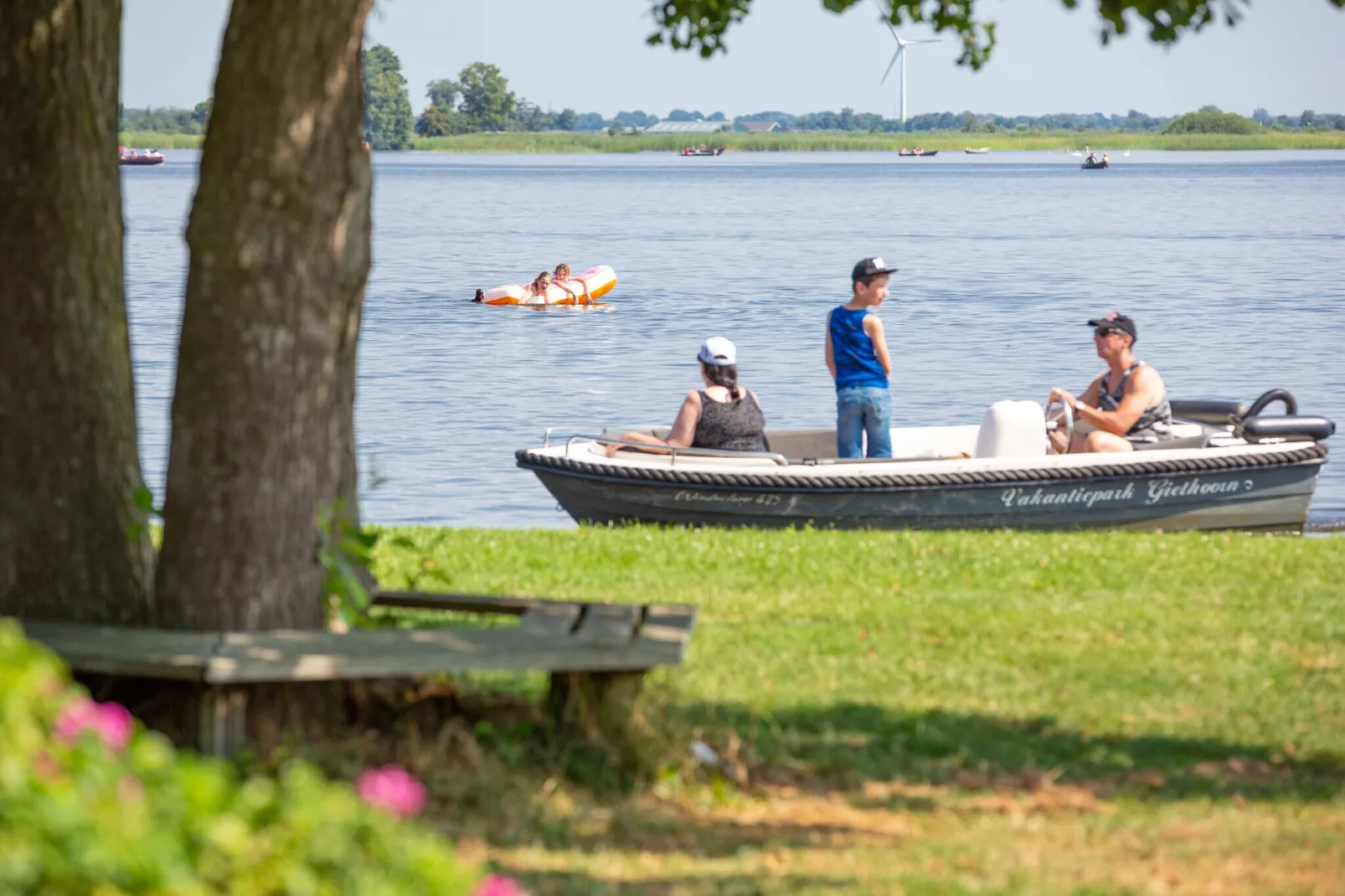 Vakantiepark Giethoorn 8-Parkfaciliteiten