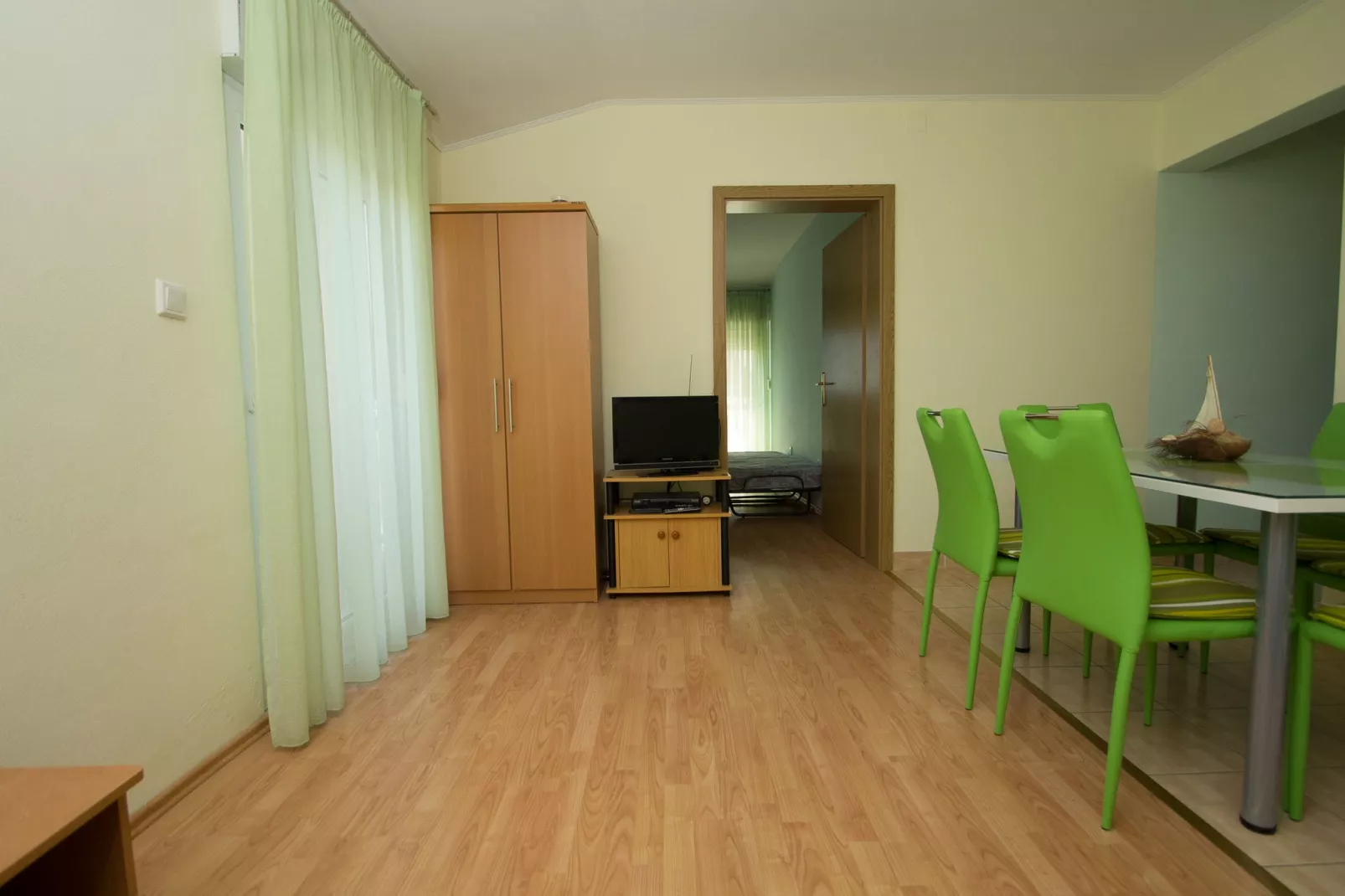Apartment Penic-Eetkamer