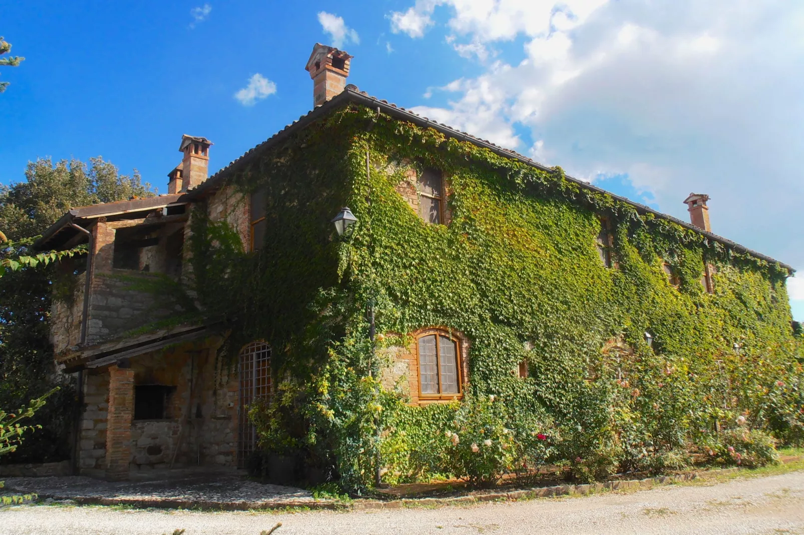 Villa Fiorella Dieci-Buitenkant zomer