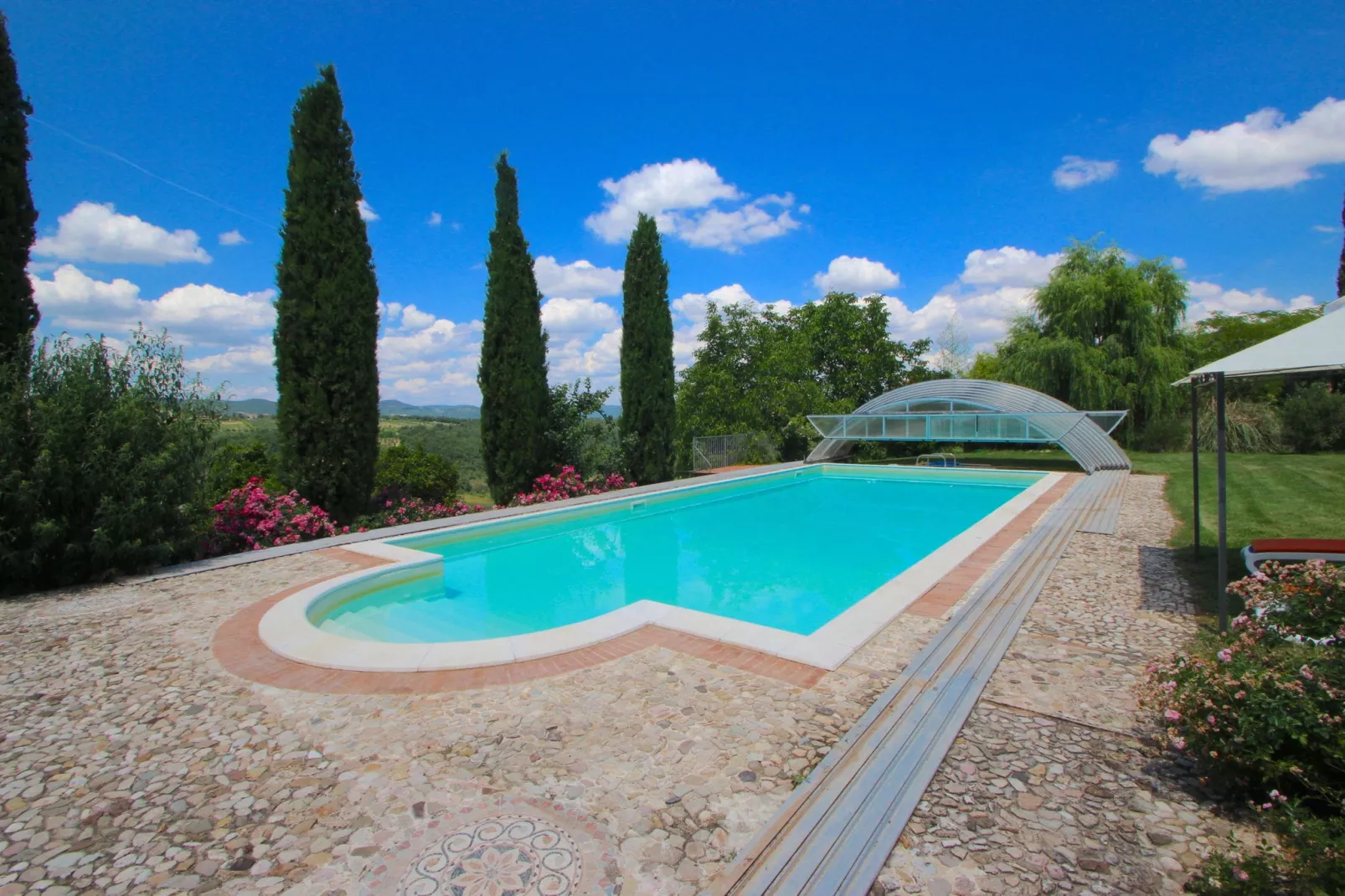 Villa Fiorella Dieci-Zwembad