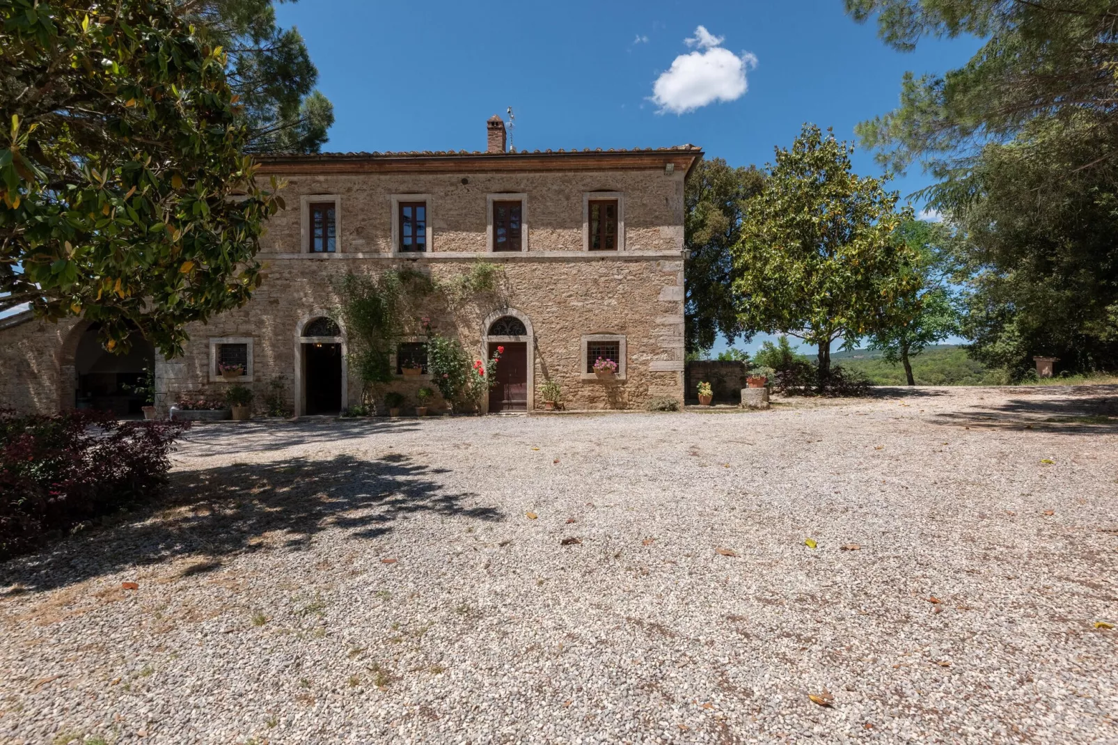 Rustiek appartement in Rapolano Terme met zwembad