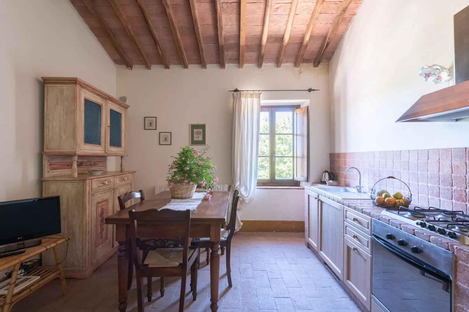 Rustiek appartement in Rapolano Terme met zwembad - Keuken