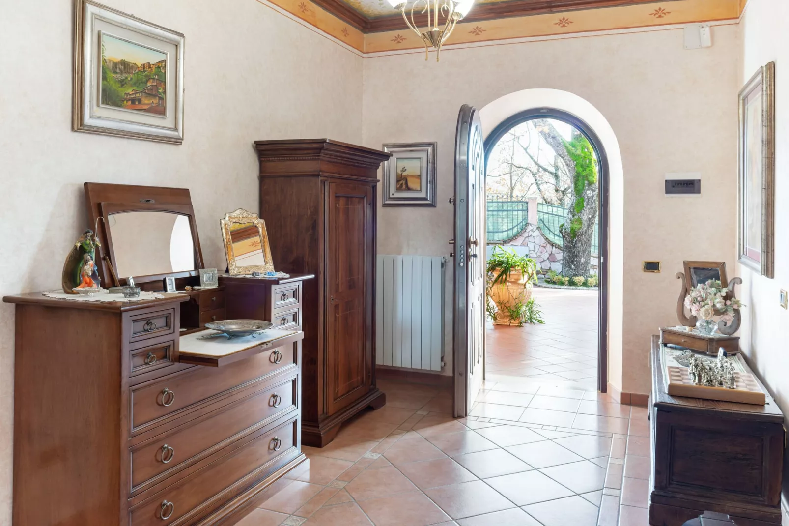Appartamento in Villa con Giardino e Piscina-Hal-ontvangst