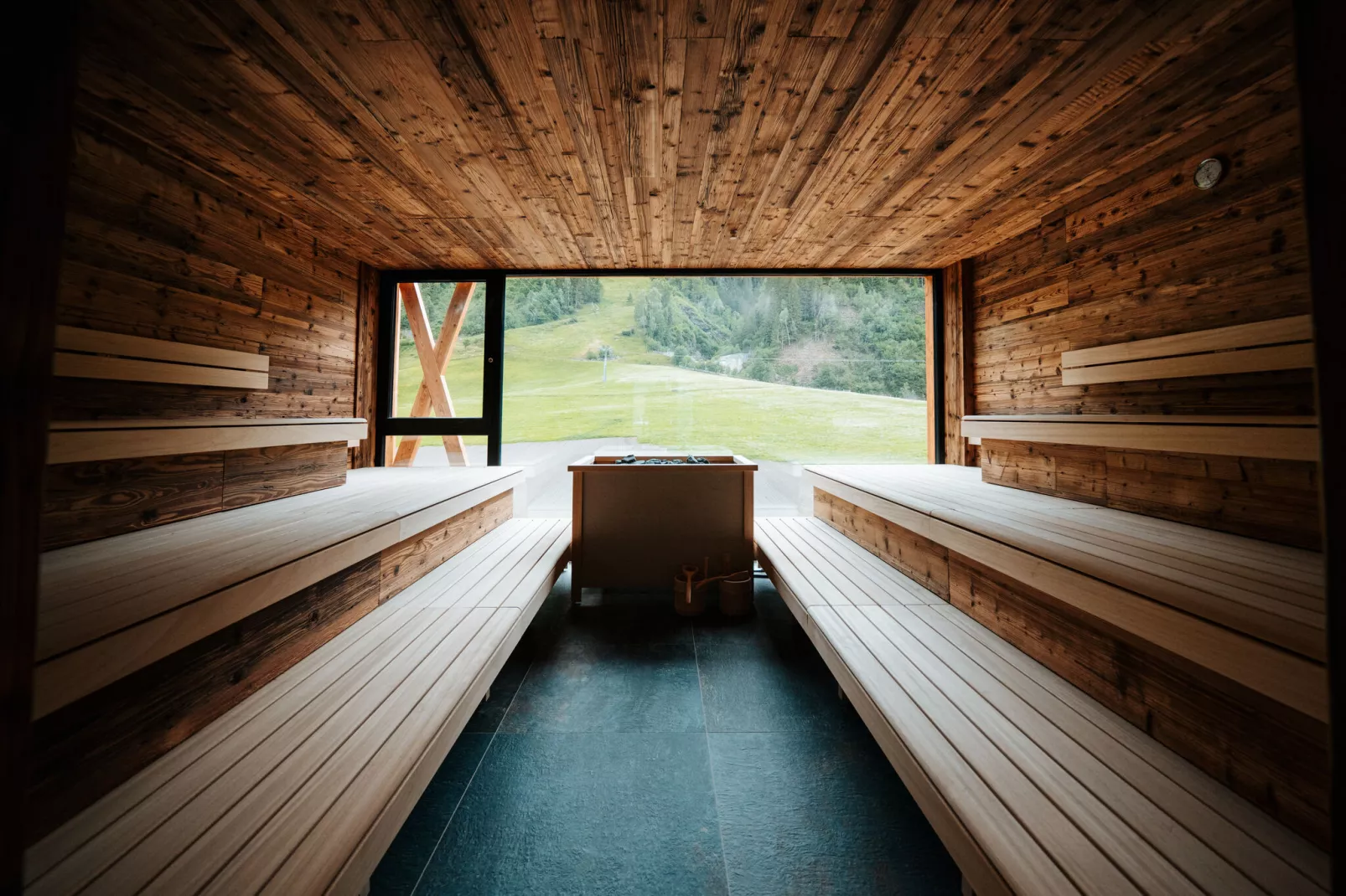 Luxe appartement met sauna, direct aan de skipiste-Parkfaciliteiten