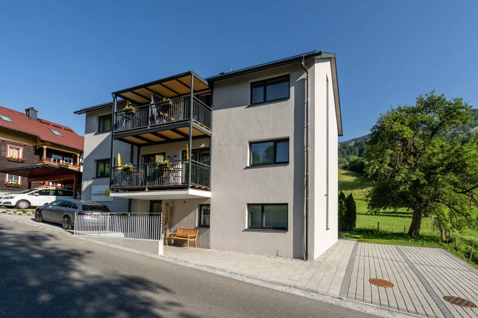 Apartment Die Sonne-Buitenkant zomer