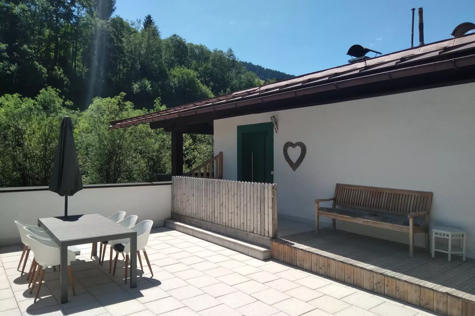 Mountain-View Appartement with Garden inkl Hochkönigcard-Terrasbalkon