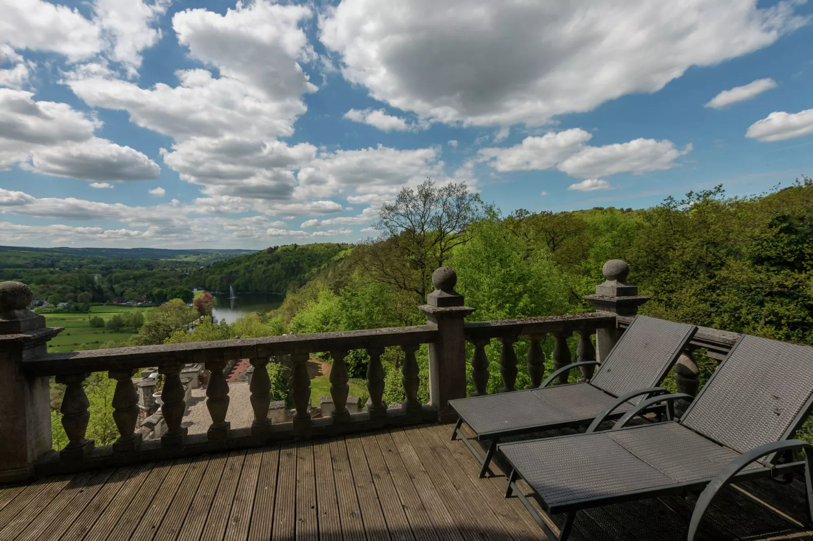 Le Chateau de Balmoral - 22 pers-Terrasbalkon