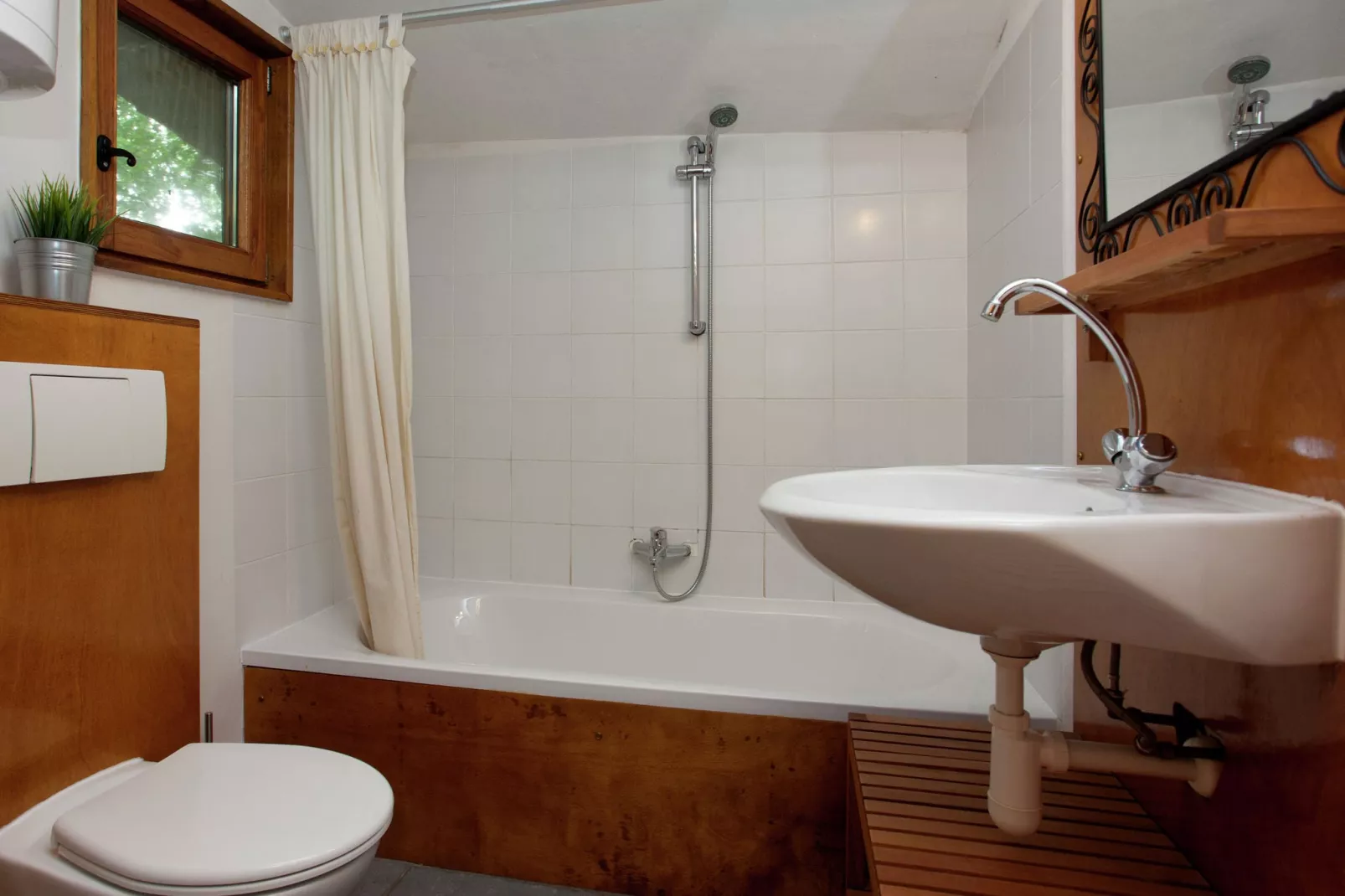Hoeve de Schoor - Houte Huys-Badkamer