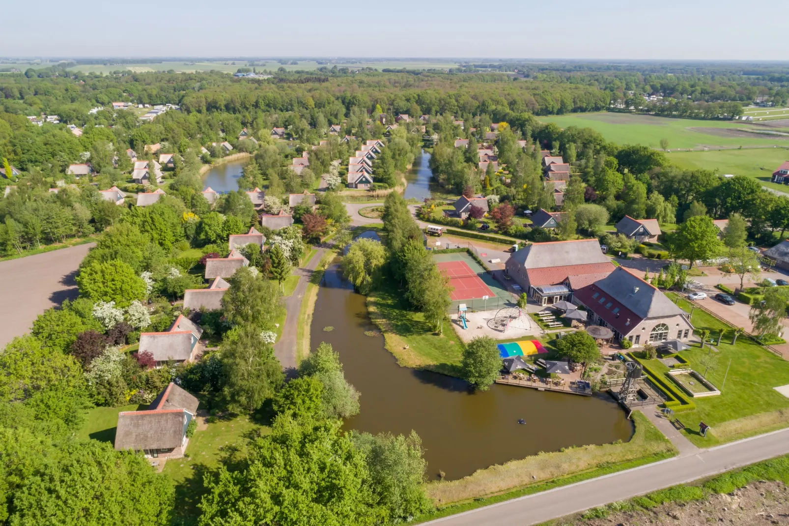 Villapark De Weerribben 4-Parkfaciliteiten