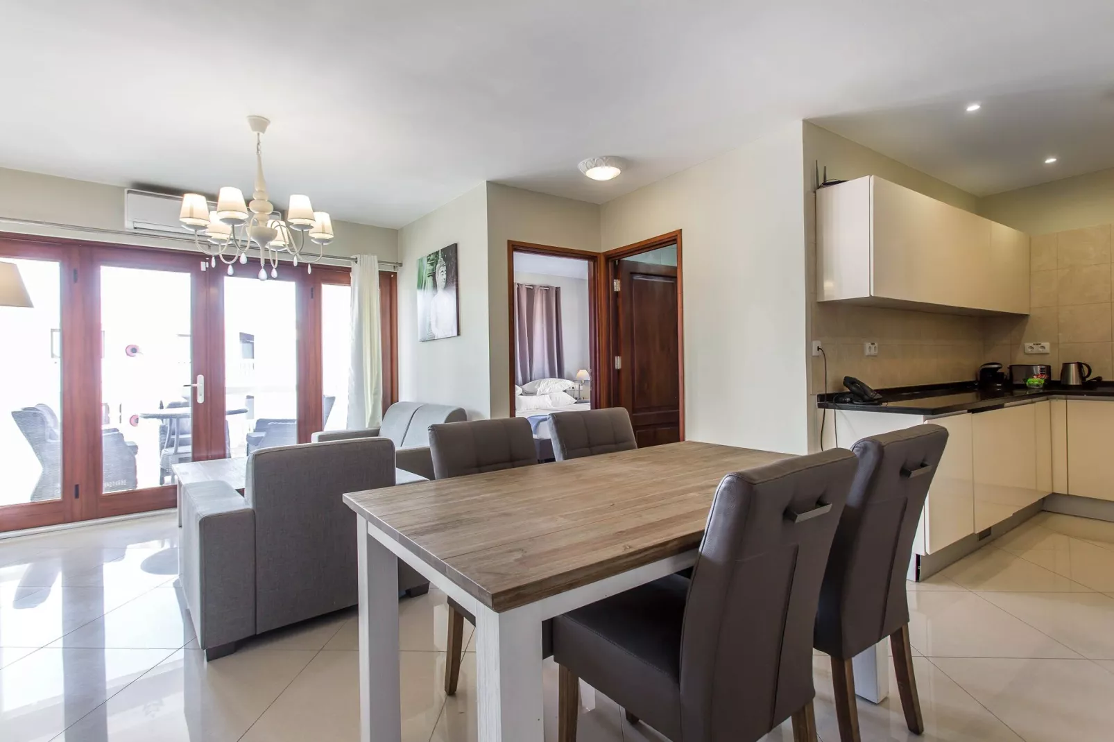 Appartement 2 bedroom-2 bathroom-Woonkamer