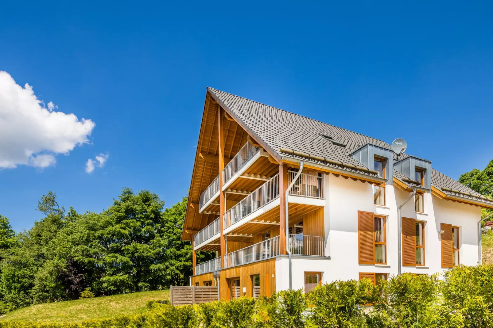 Bergresort Winterberg 3-Buitenkant zomer