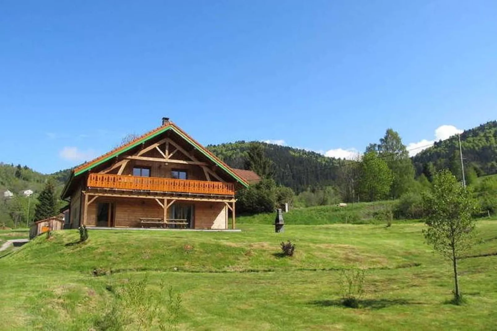 Chalet de montagne-Buitenkant zomer