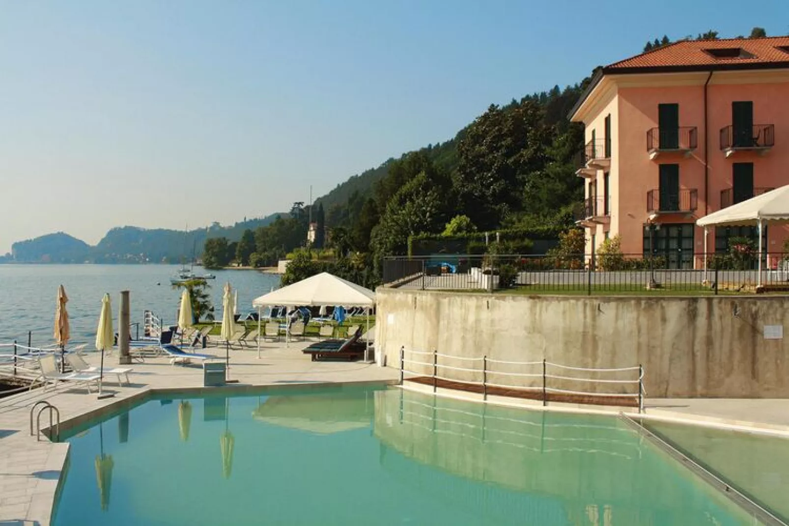 Residence Antico Verbano Meina-Trilo 6-Zwembad