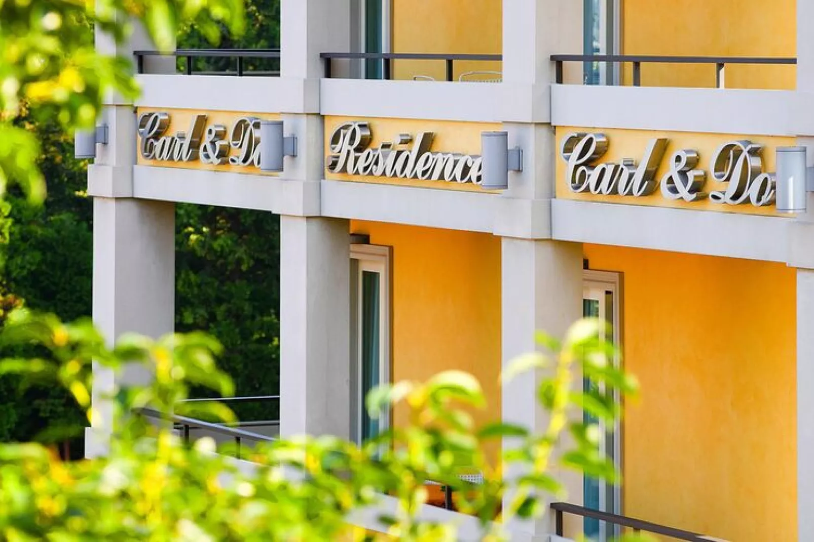 Residence Carl & Do Baveno-Bilo Standard 2 pax-Buitenkant zomer