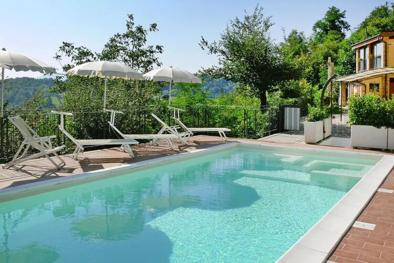 poolofhouse