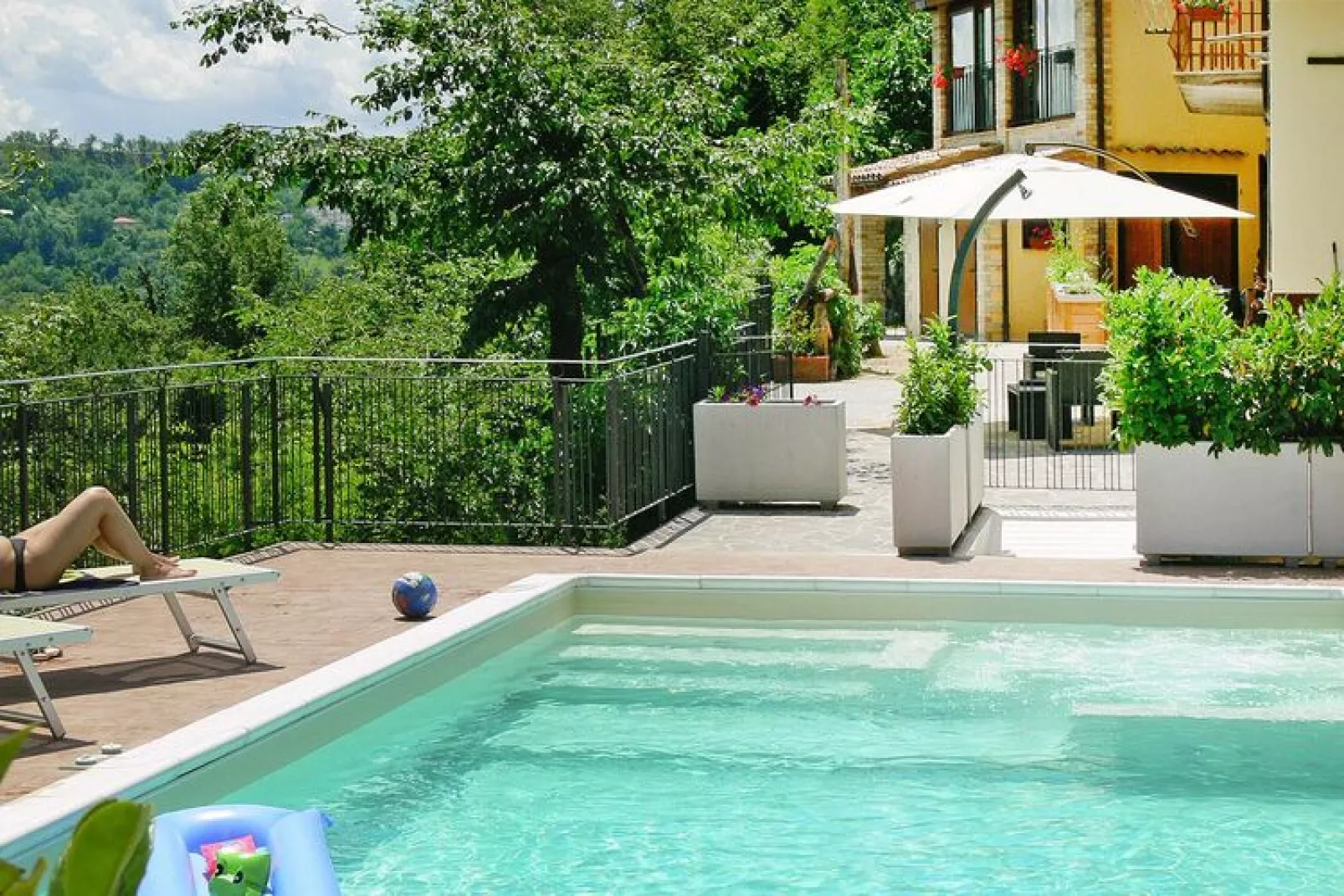 poolofhouse