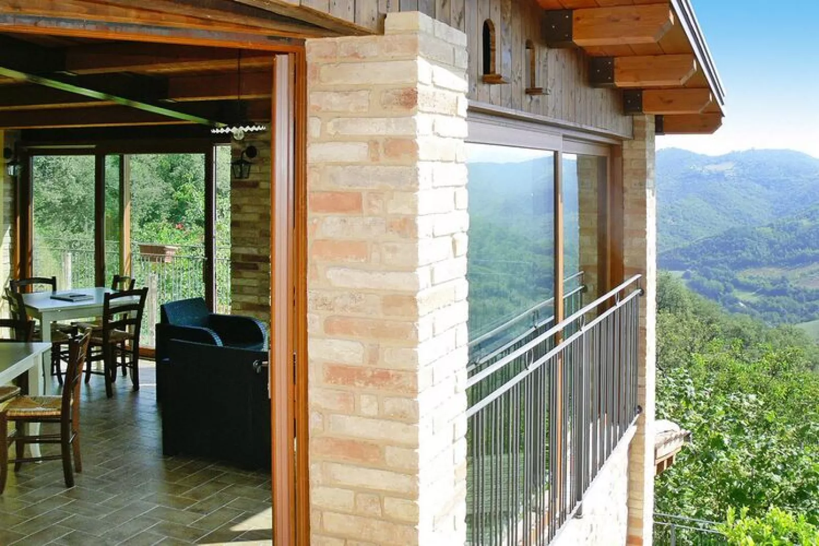 Agri-tourism La Filomena Montefortino - Priora-Terrasbalkon