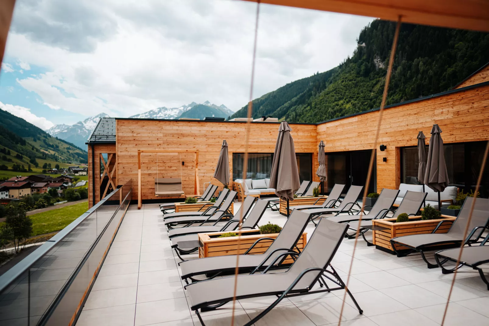 Groot appartement met sauna, direct aan skipiste-Parkfaciliteiten