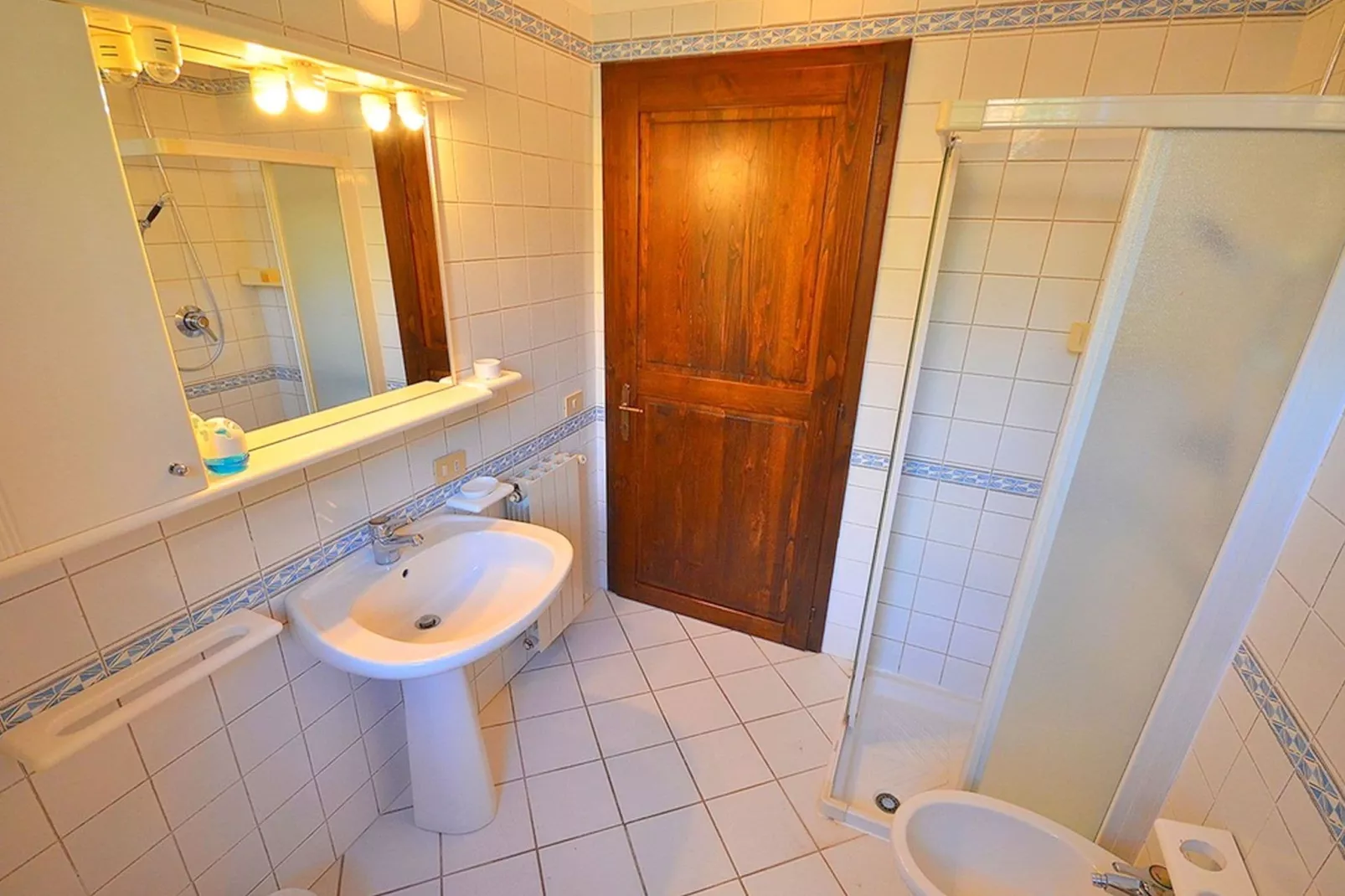 Ciclamino-Badkamer