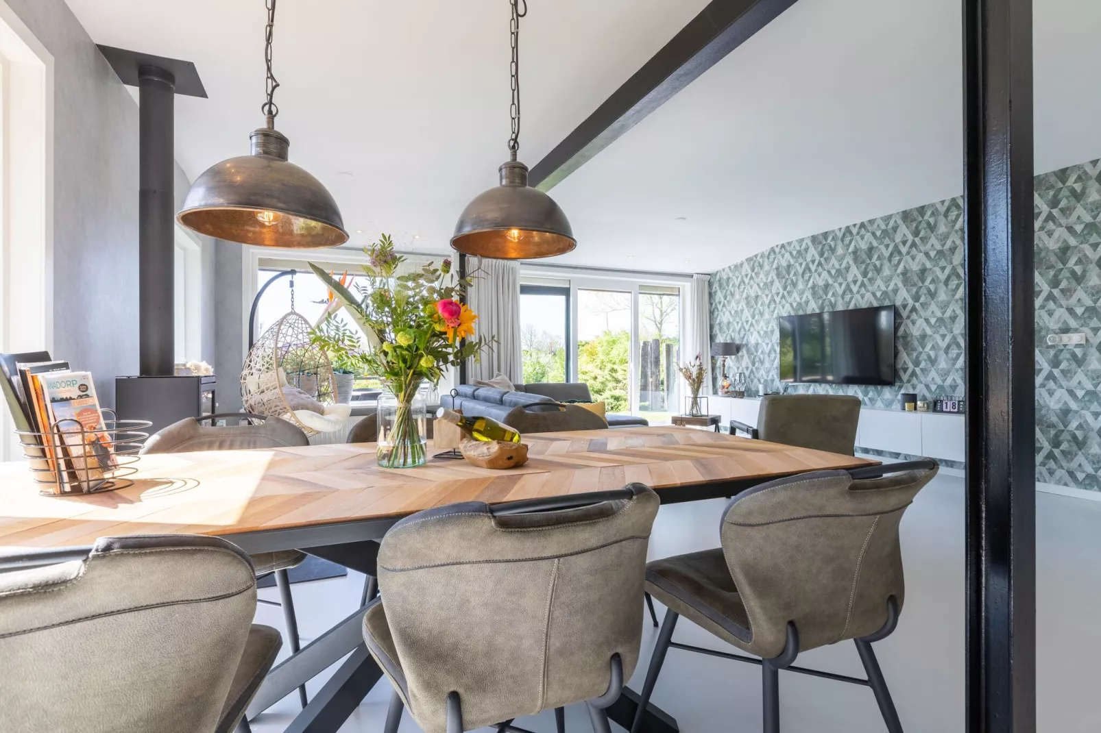 Gentiaan aan Zee-Eetkamer