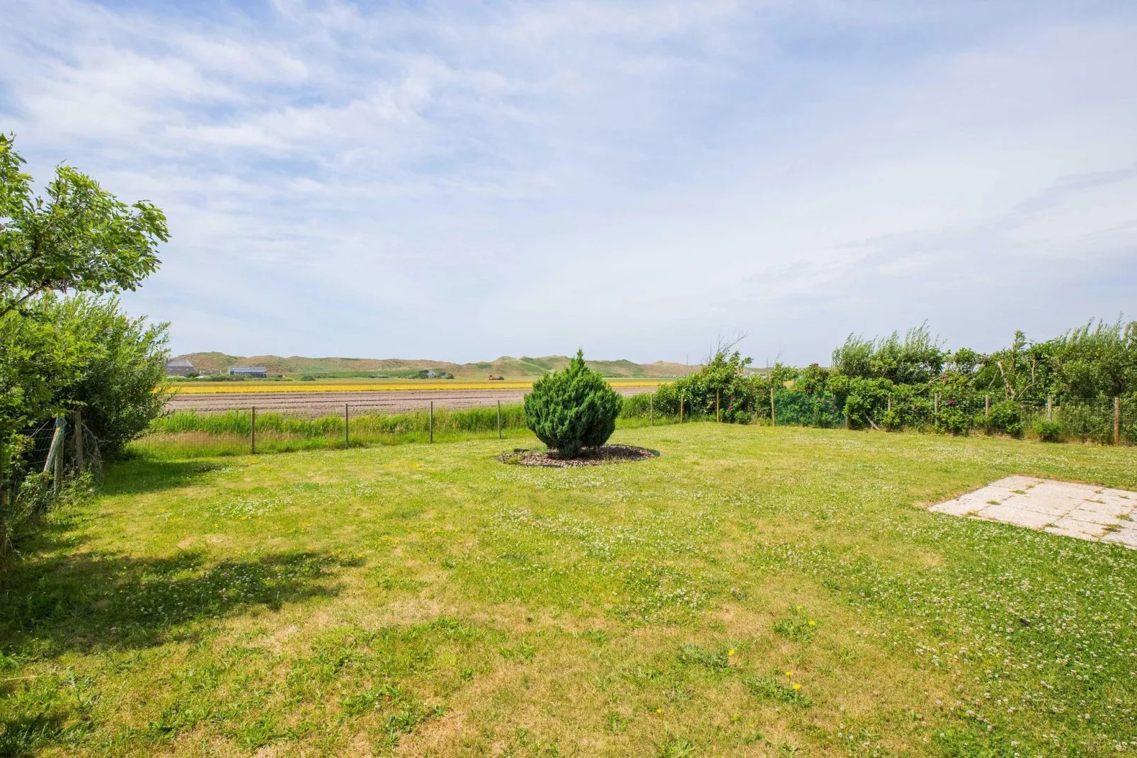 Villa Tulp en Duin-Tuinen zomer