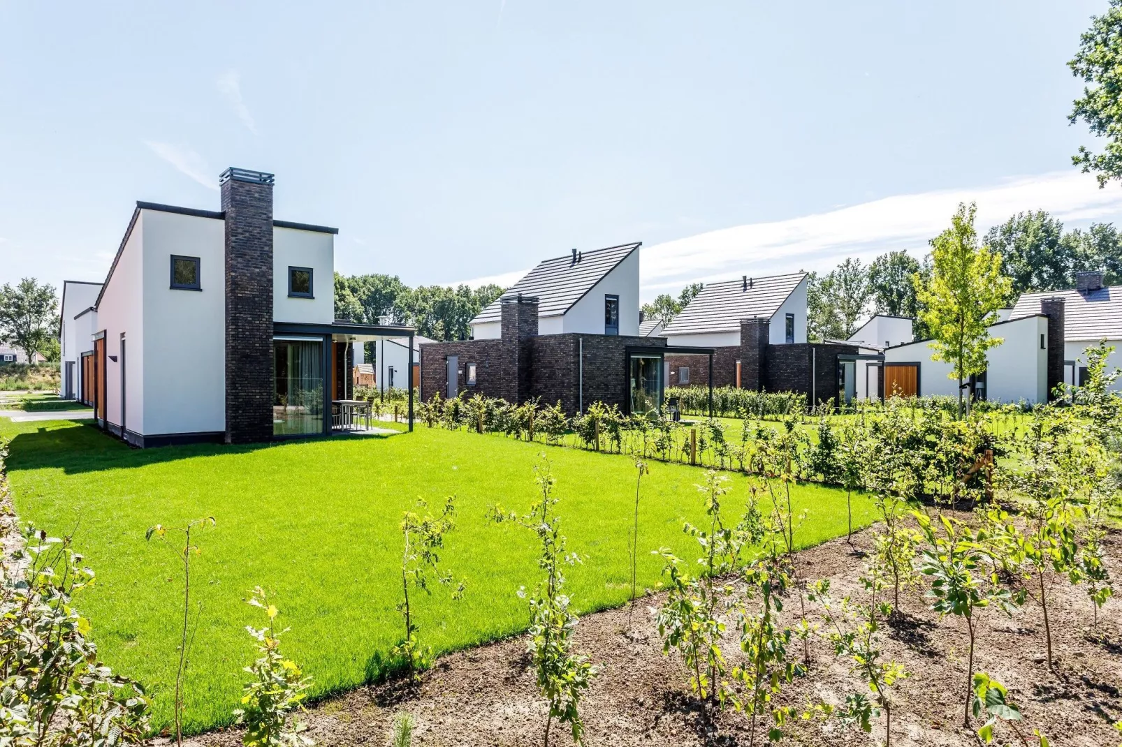 Buitenhof De Leistert 19-Tuinen zomer