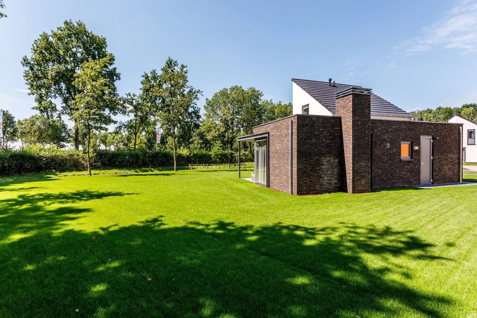 Buitenhof De Leistert 25-Buitenkant zomer