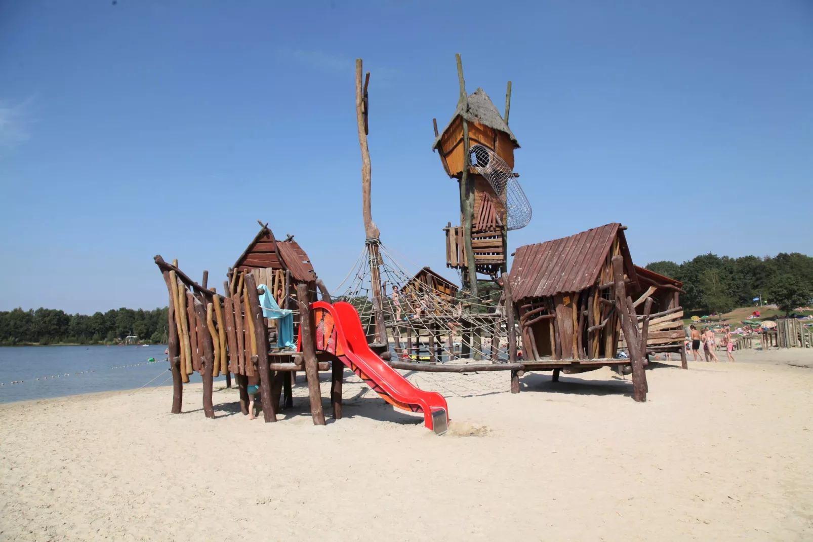 Vakantiepark Hunzedal 12-Parkfaciliteiten