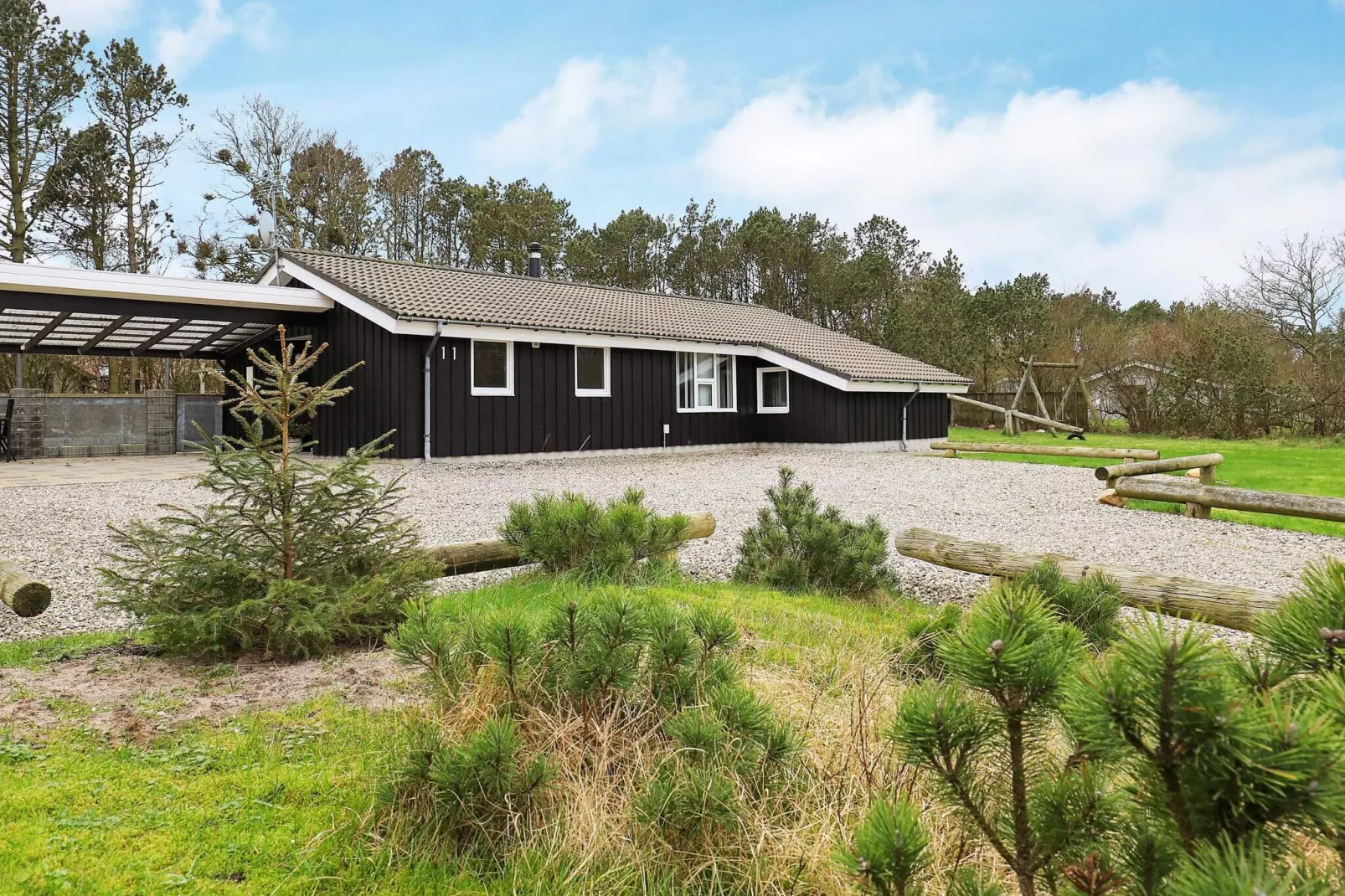 Modern vakantiehuis dicht bij Ringkøbing met sauna