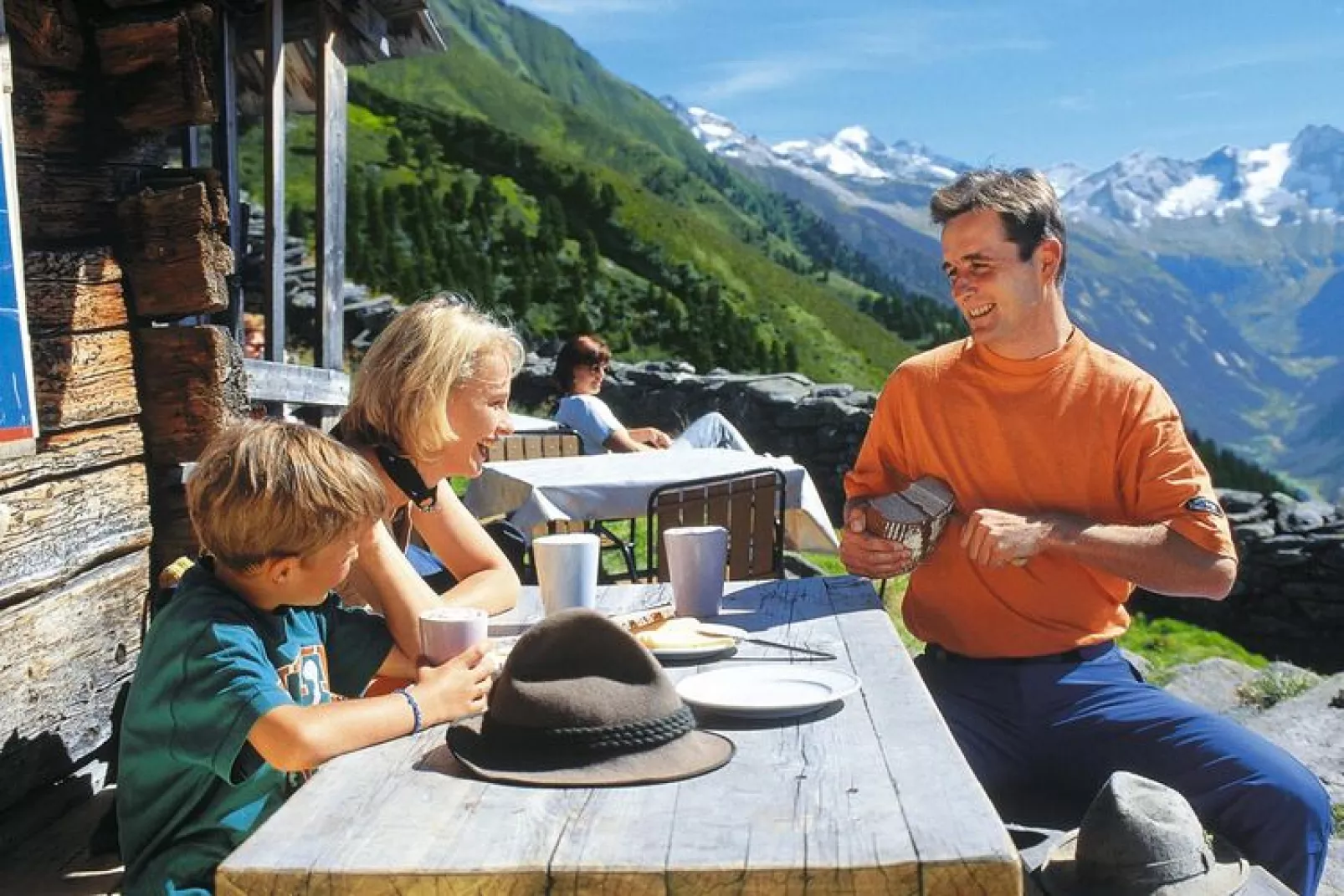 Holiday resort Almdorf Hohentauern, Hohentauern im Murtal-Tauernchalet-Terrasbalkon