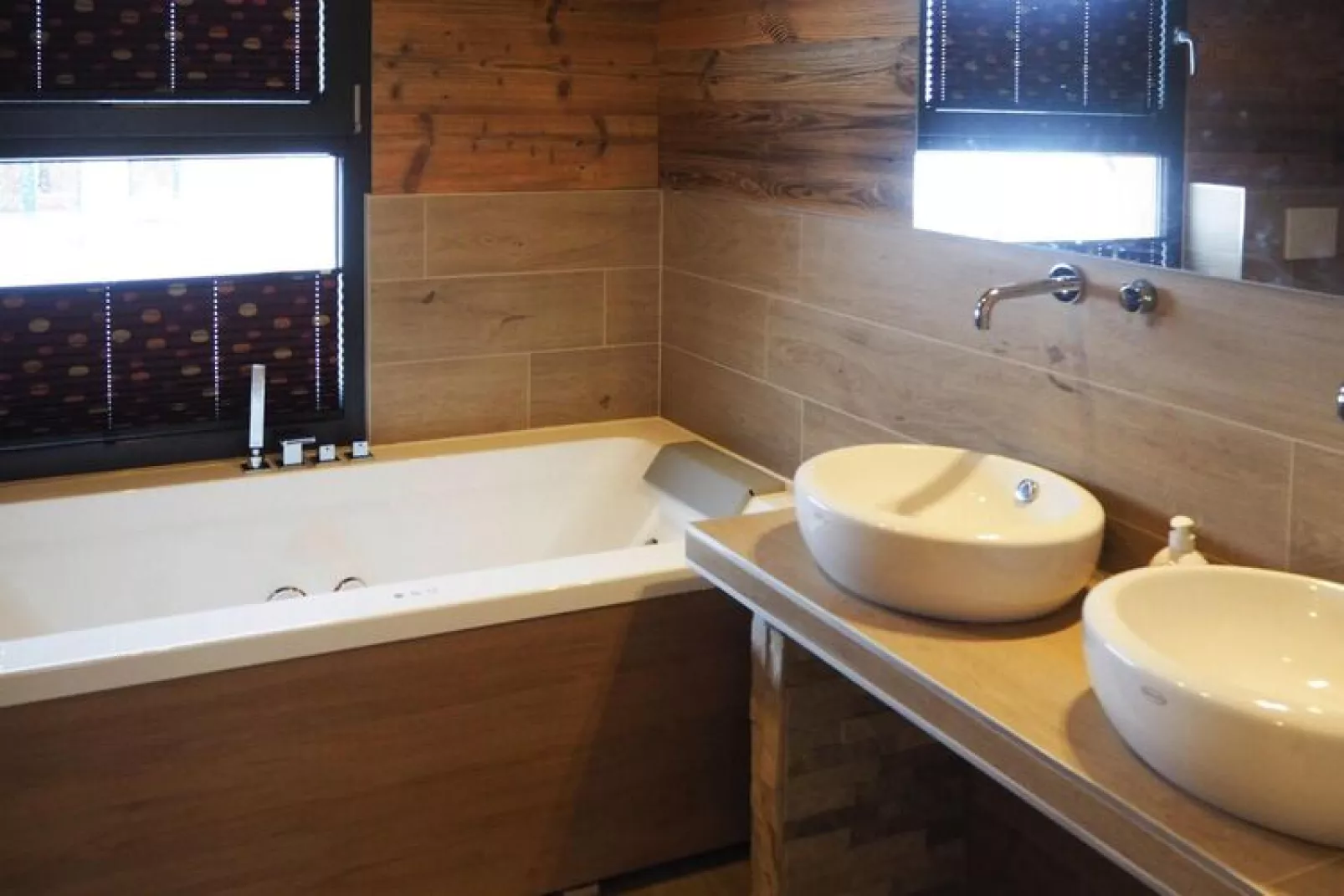 Holiday resort Almdorf Hohentauern, Hohentauern im Murtal-Tauernchalet Superior-Badkamer