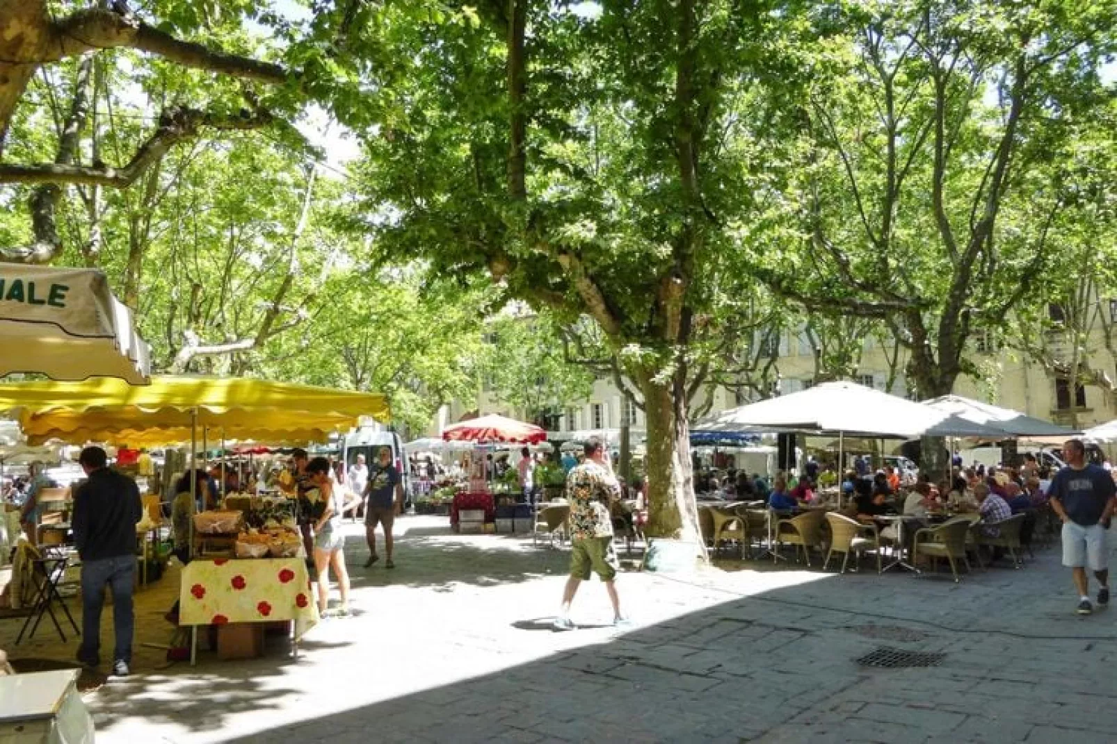 Doppelhaushälfte in Lussan / Le Lilas-Gebieden zomer 20km