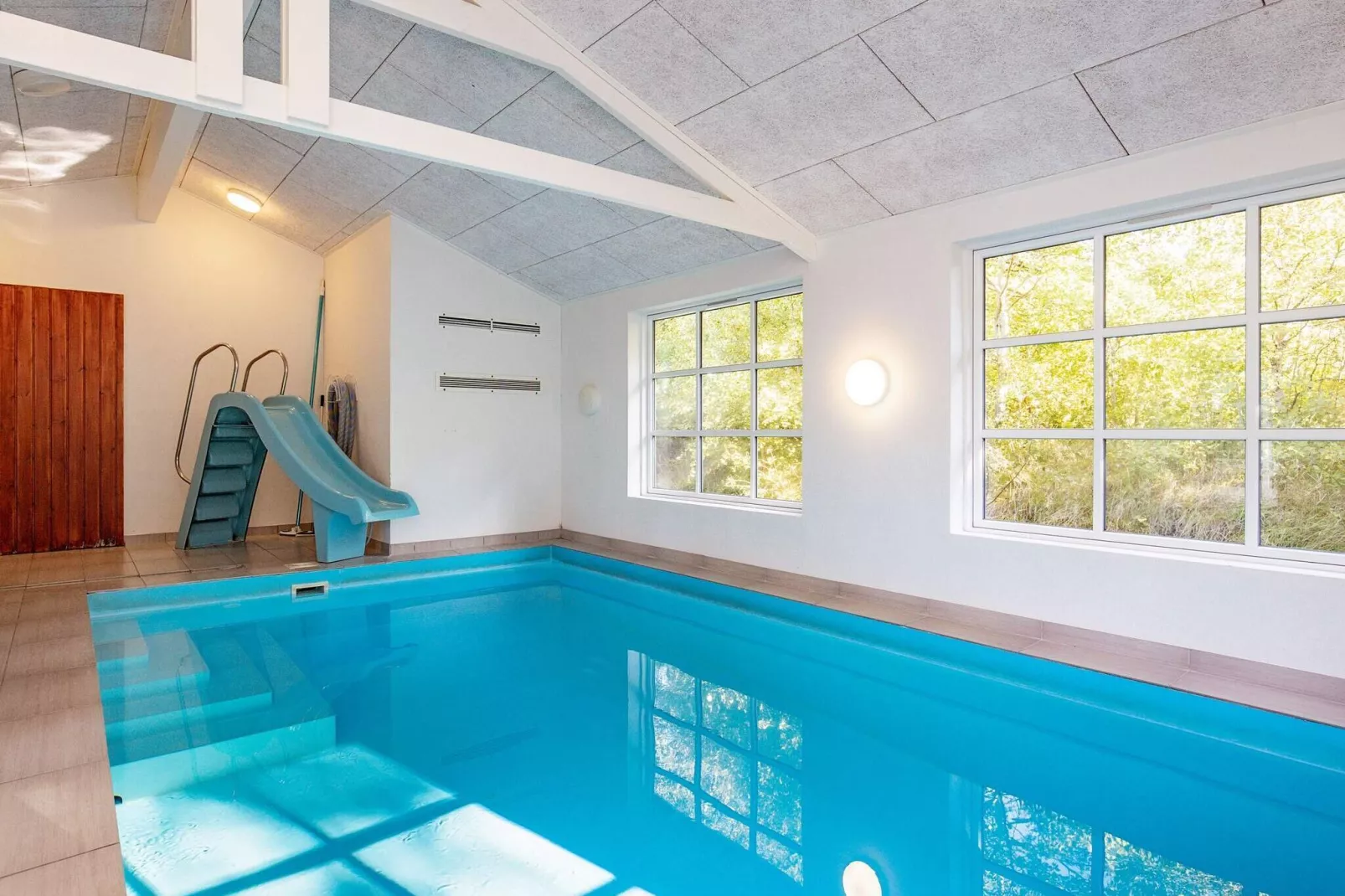 14 persoons vakantie huis in Sæby-Zwembad