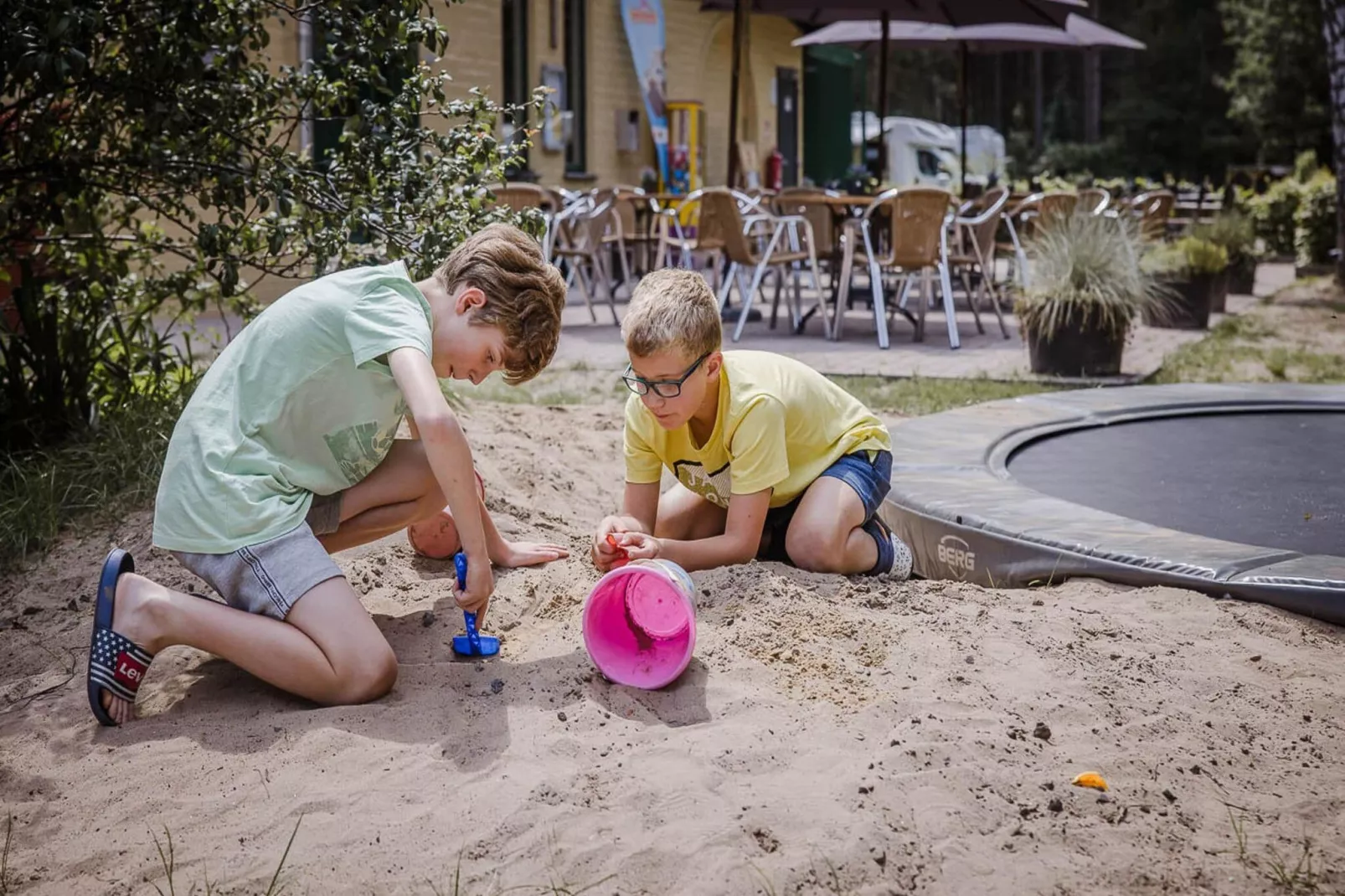 Vlaamse gaai-Parkfaciliteiten