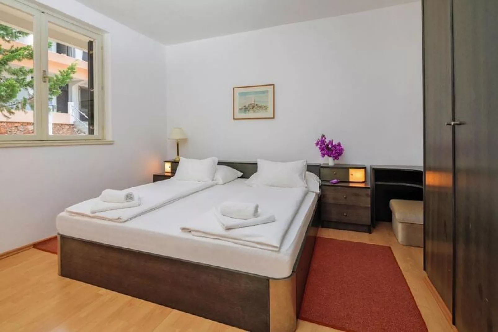 Apartments Fontana Resort Jelsa - Two-bedroom Vintage Apartment 4&2 - 65 qm - 6 Pers-Slaapkamer